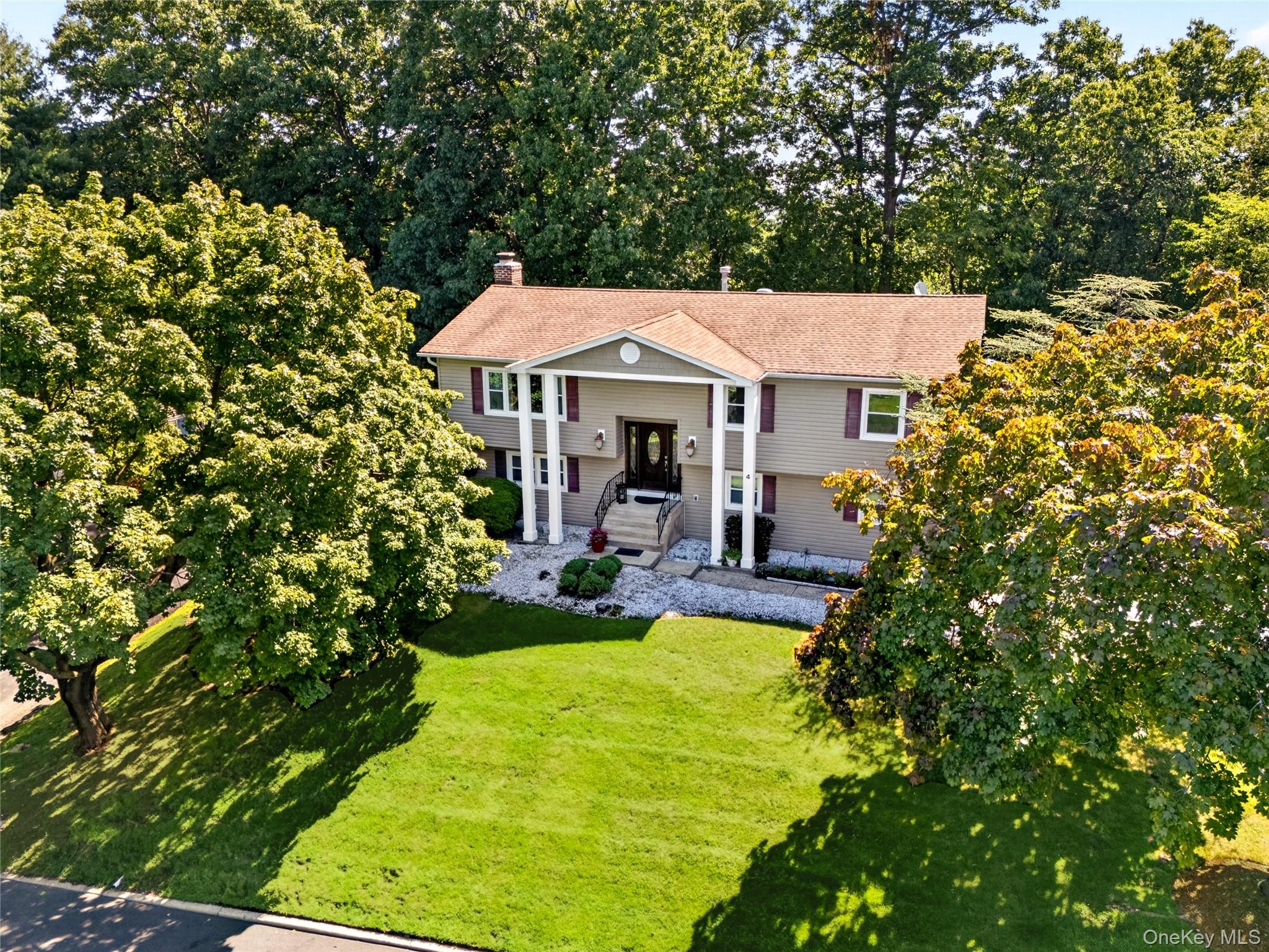 4 Rockridge Drive – For Sale