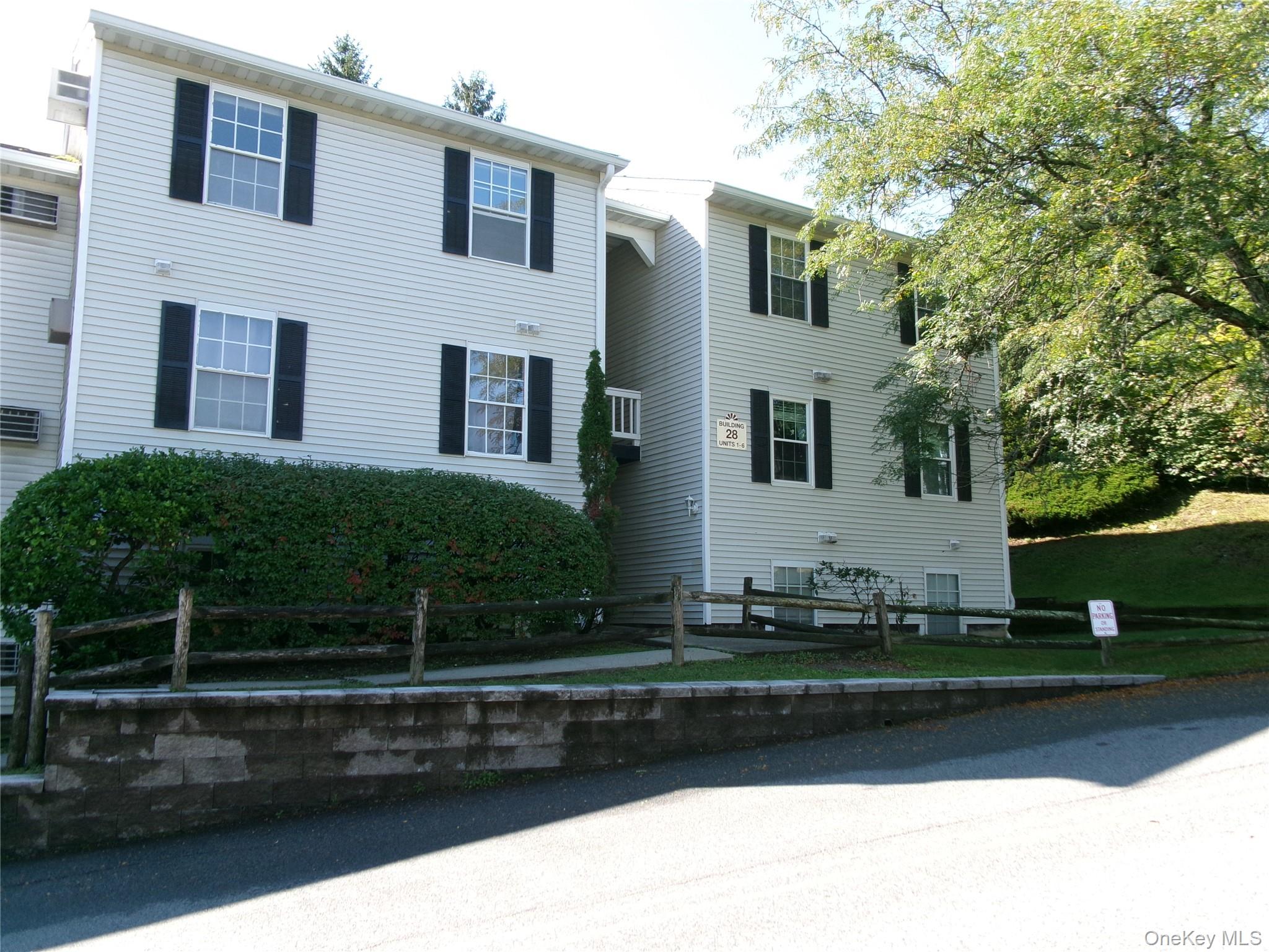 28 Lexington Hill, Unit 6