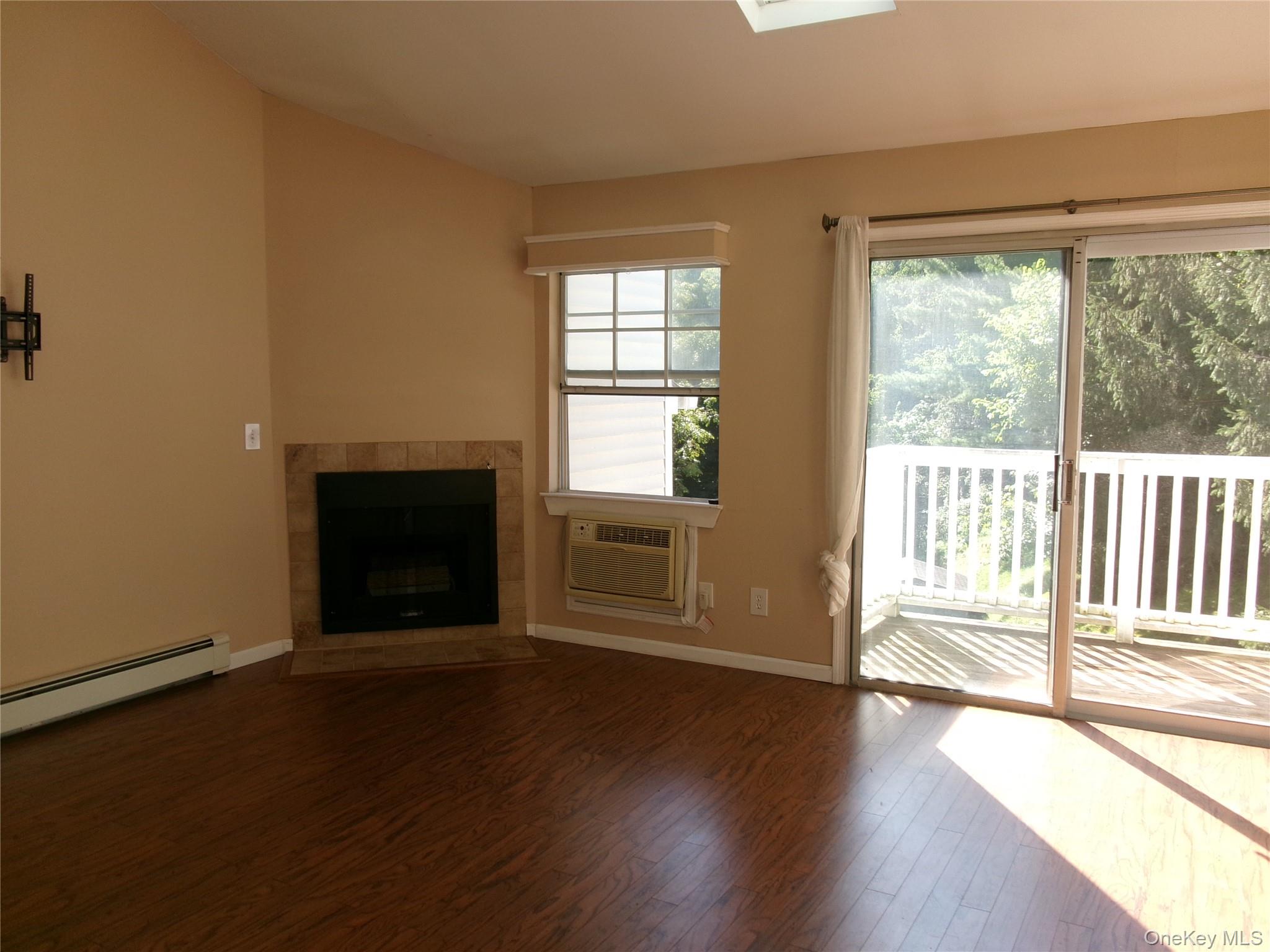 28 Lexington Hill, Unit 6 photo 7