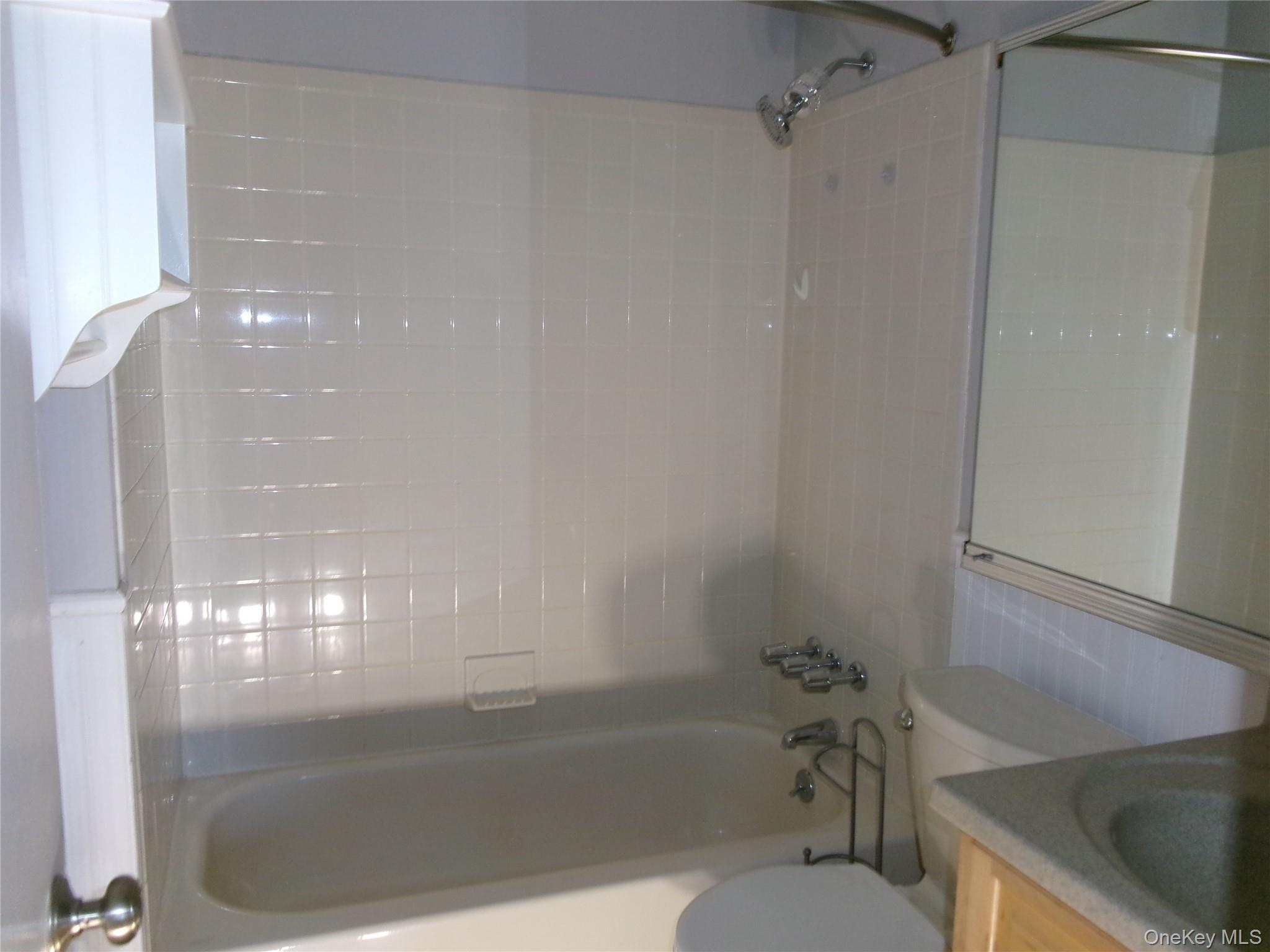 28 Lexington Hill, Unit 6 photo 19