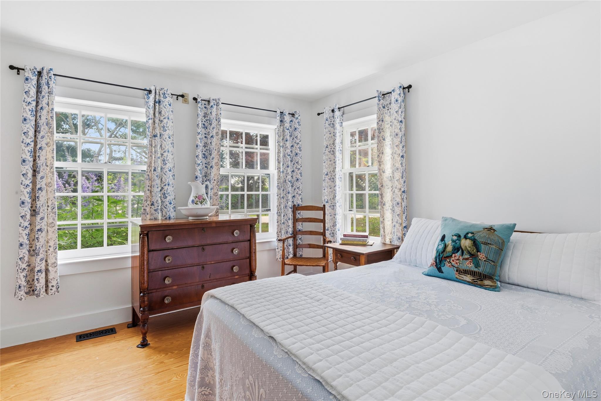 9 Aberdeen Lane – For Sale photo 10