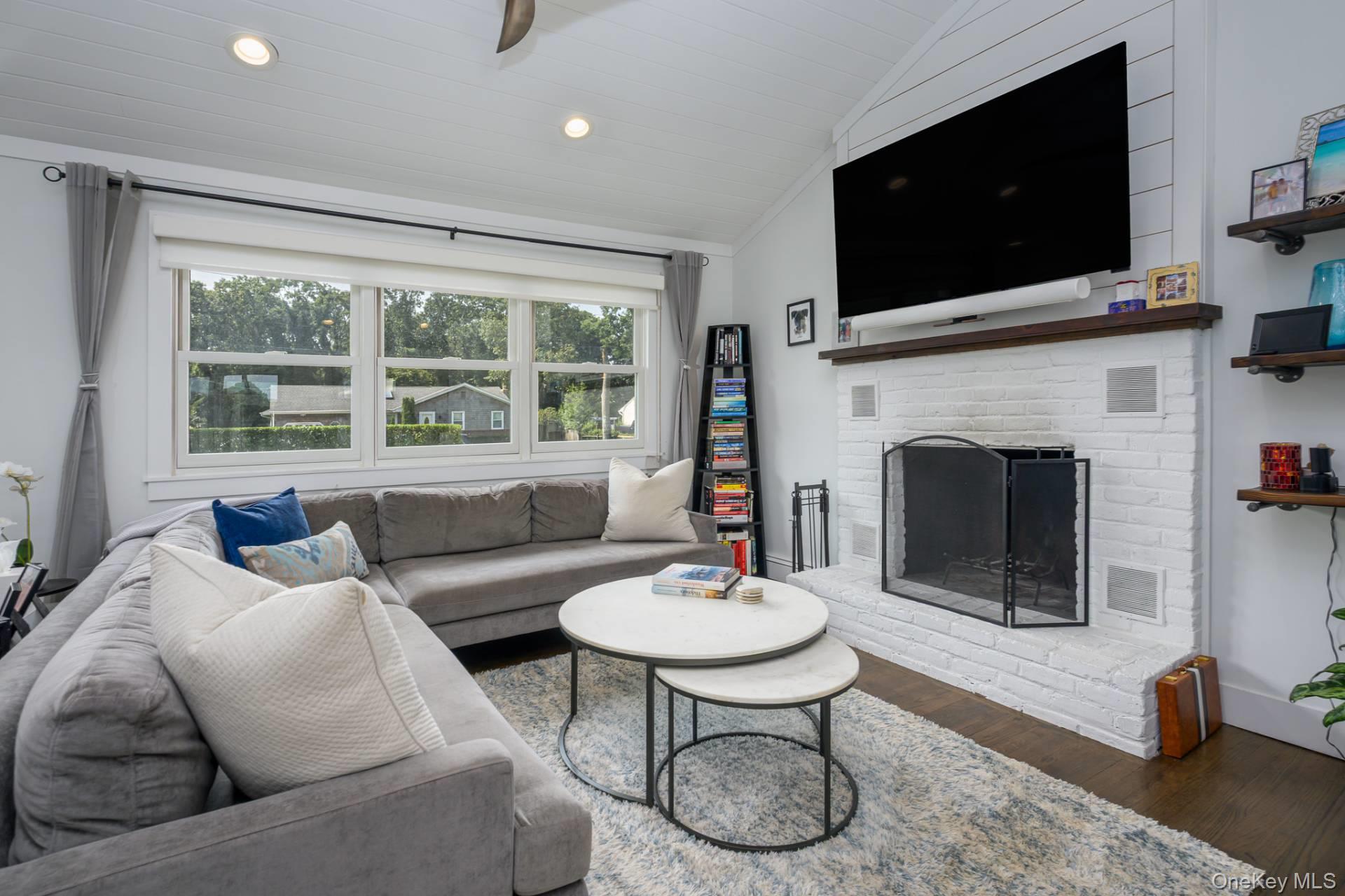 35 Maryland Boulevard – For Sale photo 11