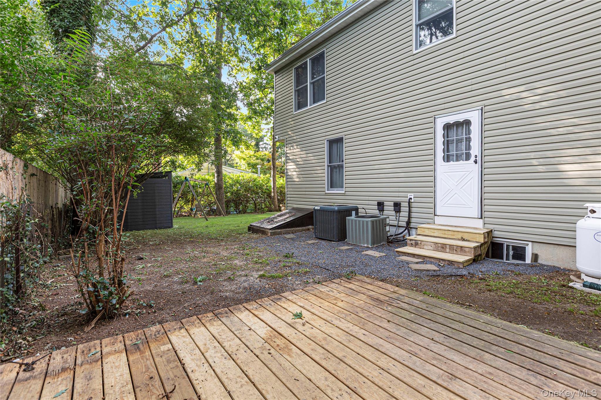 62 Douglaston Road – For Sale photo 18