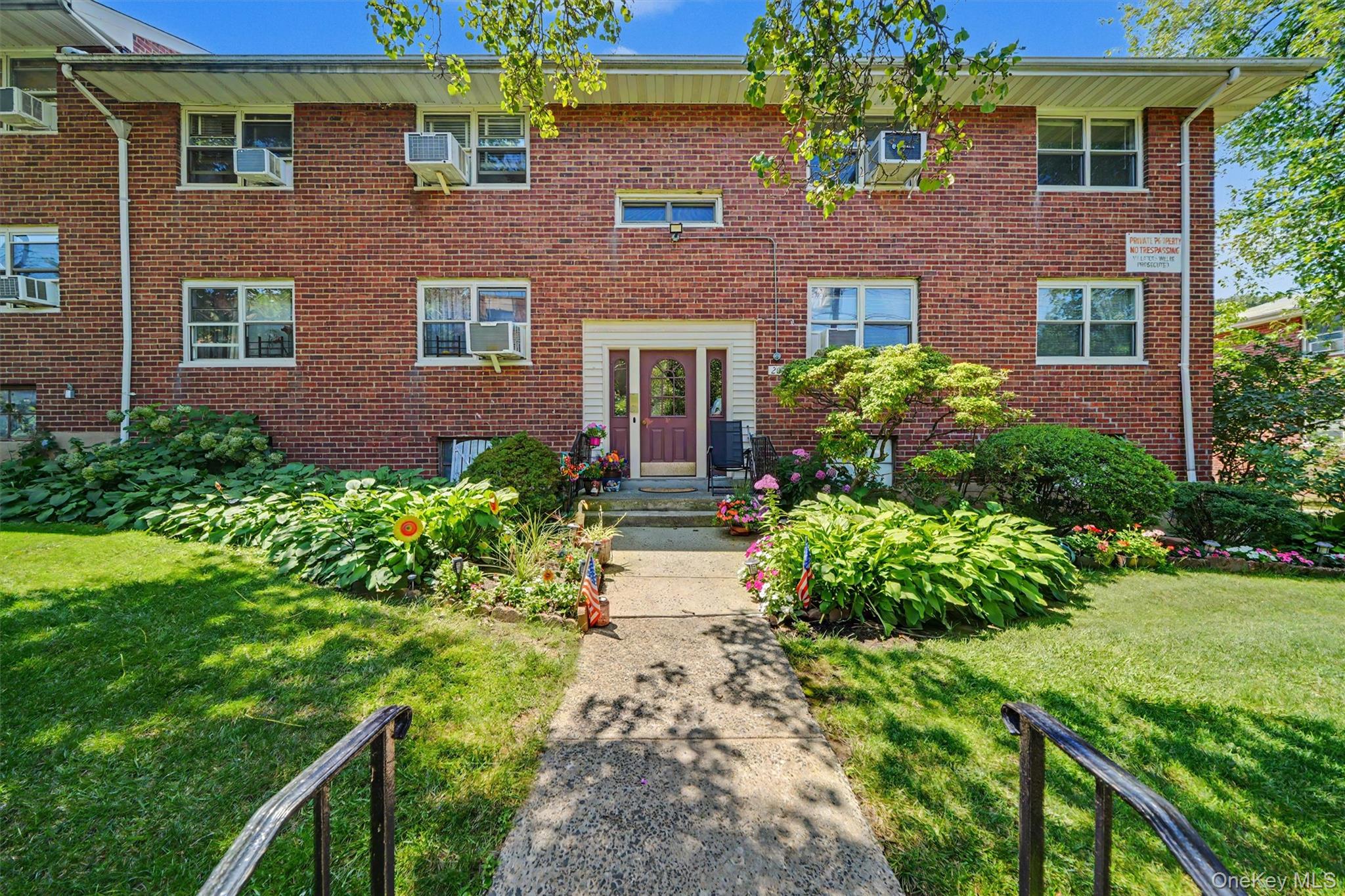 20 Dehaven Drive, Unit 2E