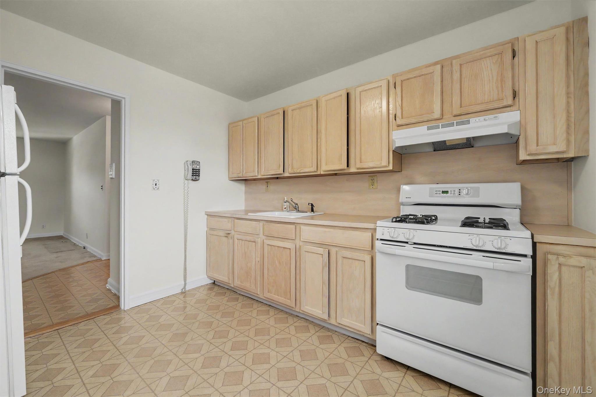 20 Dehaven Drive, Unit 2E photo 18