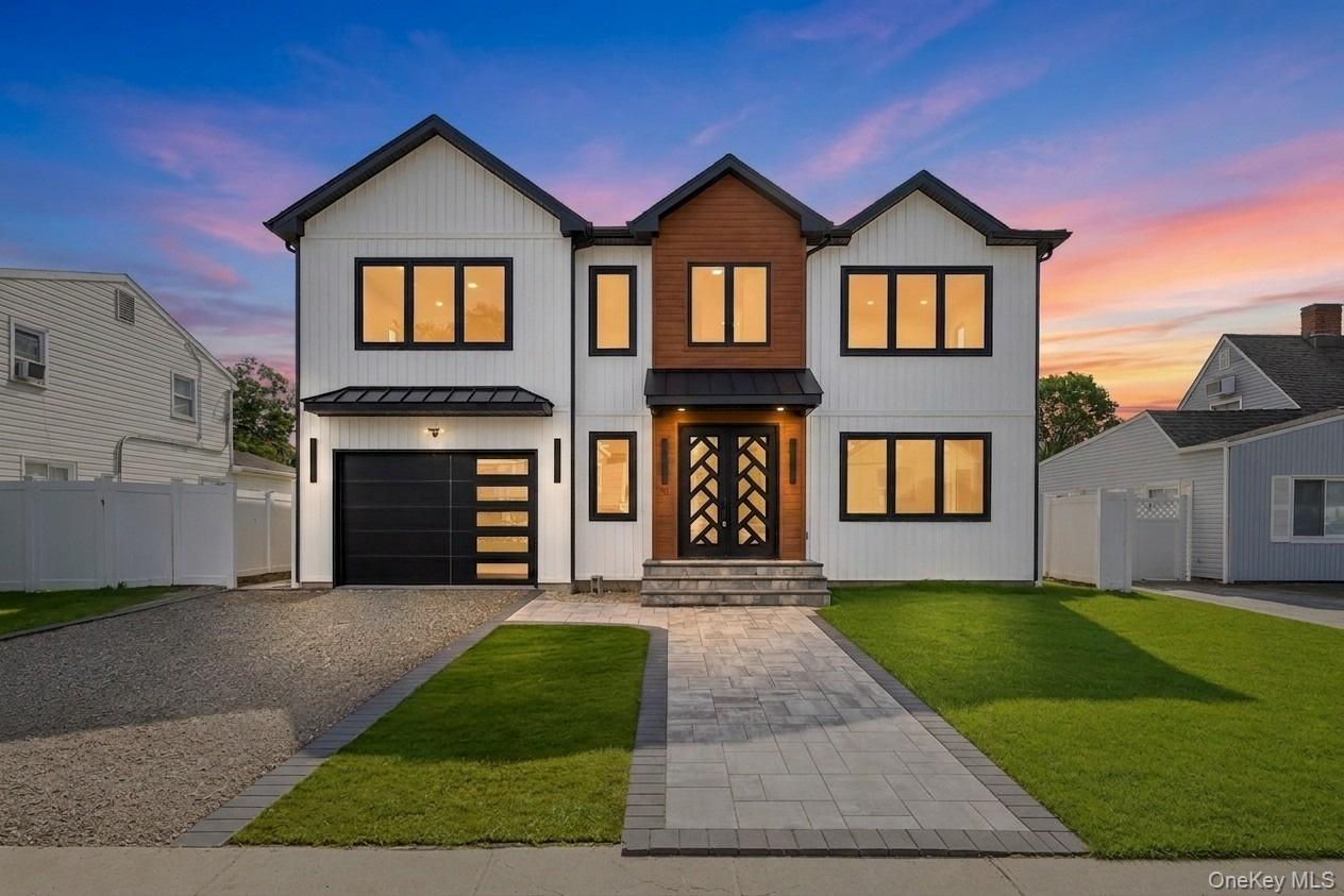 43 W Cabot Lane – For Sale