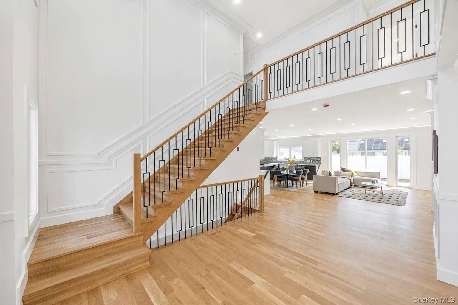 43 W Cabot Lane – For Sale photo 9