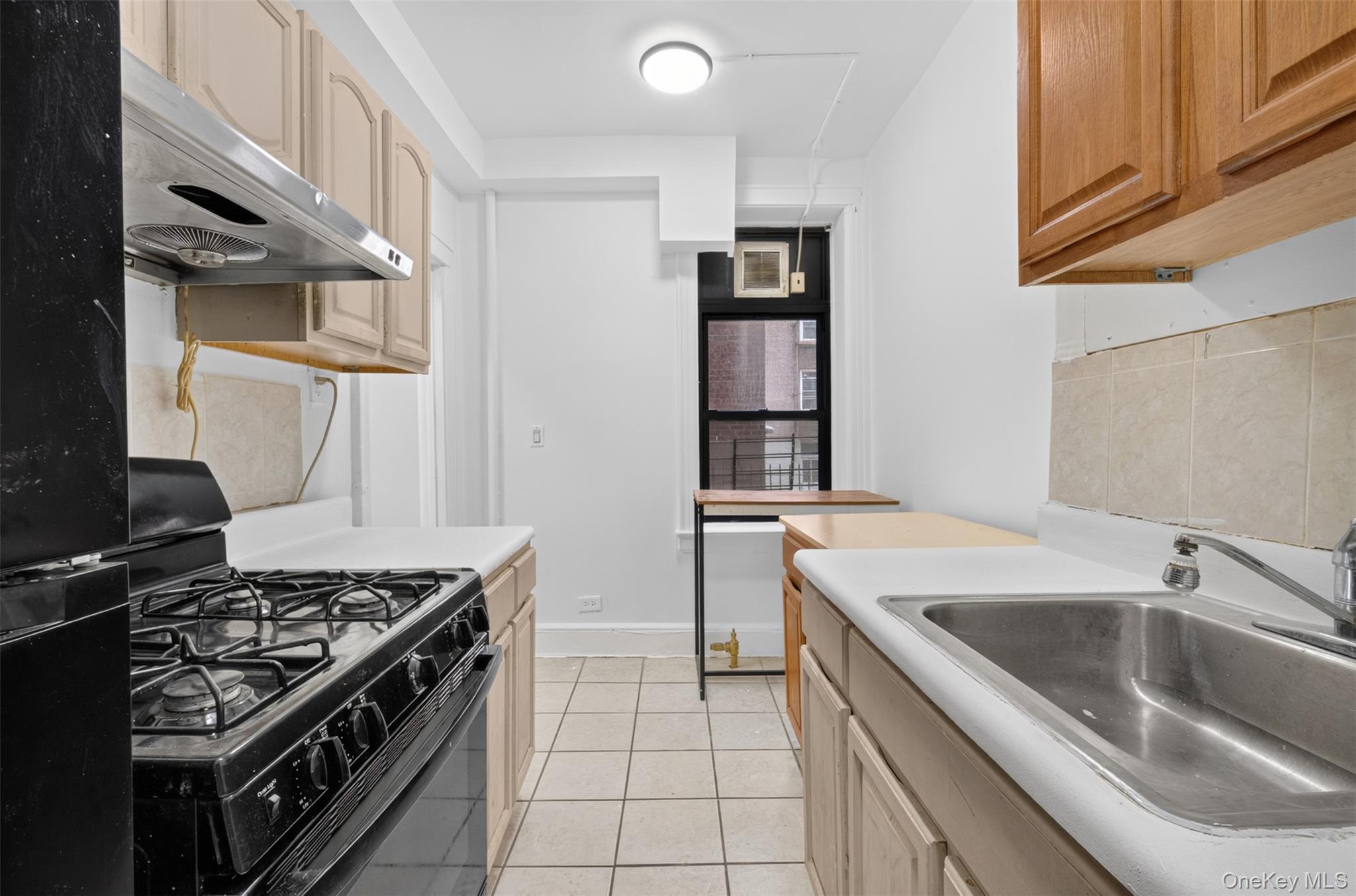 144-44 Sanford Avenue, Unit 1H photo 7