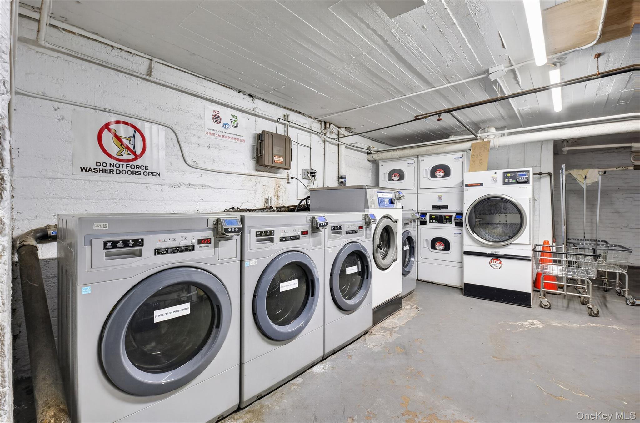 144-44 Sanford Avenue, Unit 1H photo 13