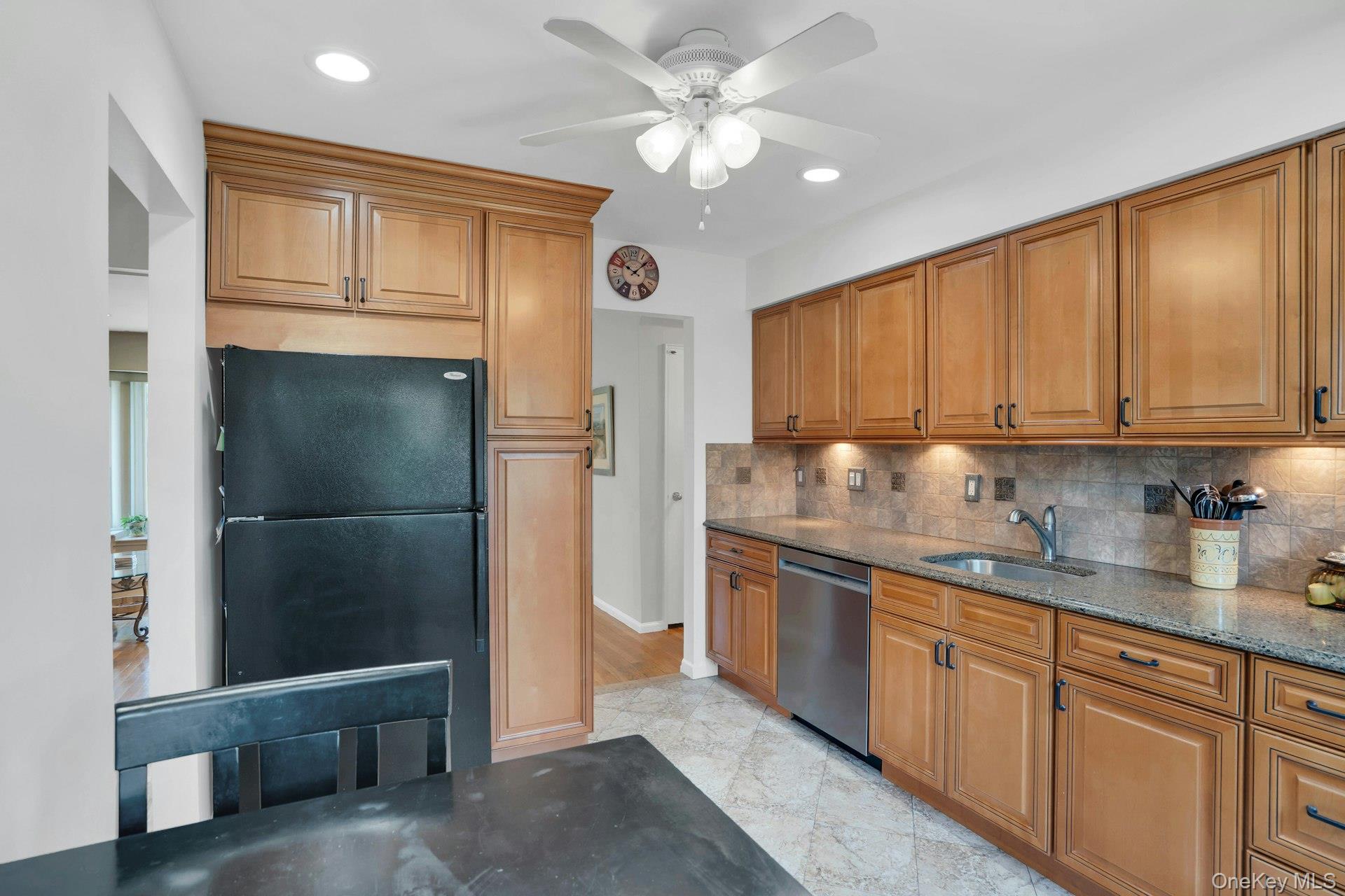 43 Genesee Drive – For Sale photo 16