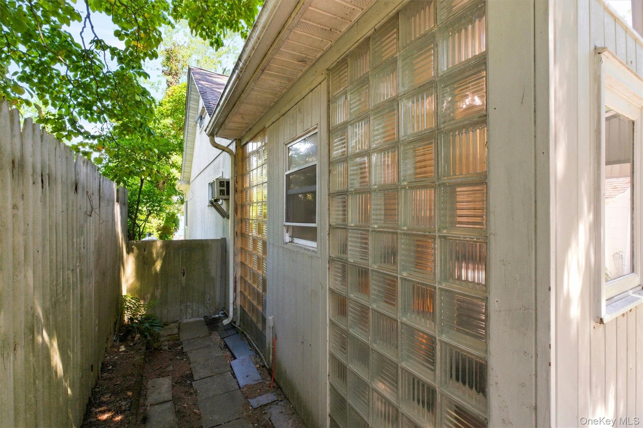 26 Brook Avenue – For Sale photo 38
