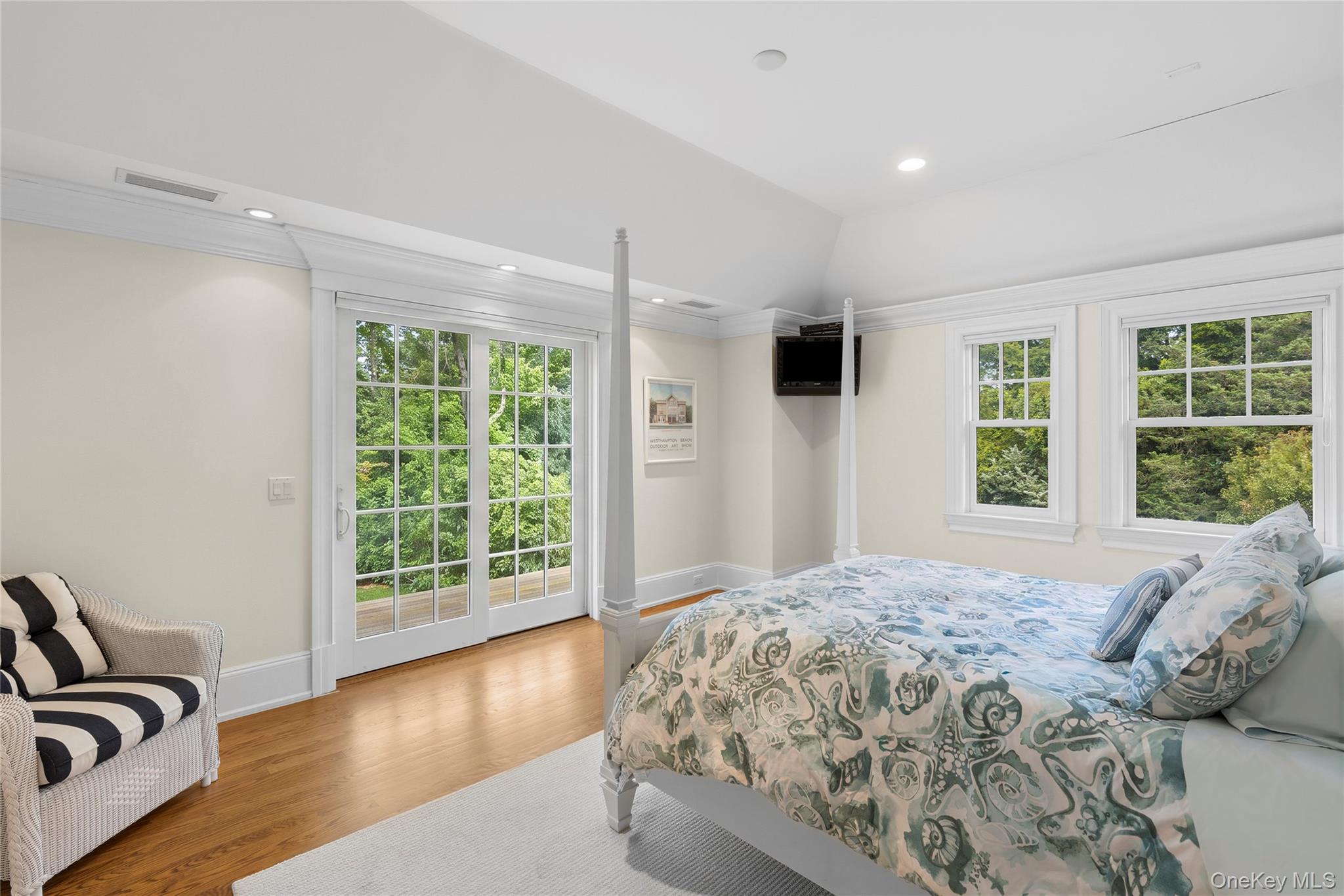 19 Jagger Lane – For Sale photo 14