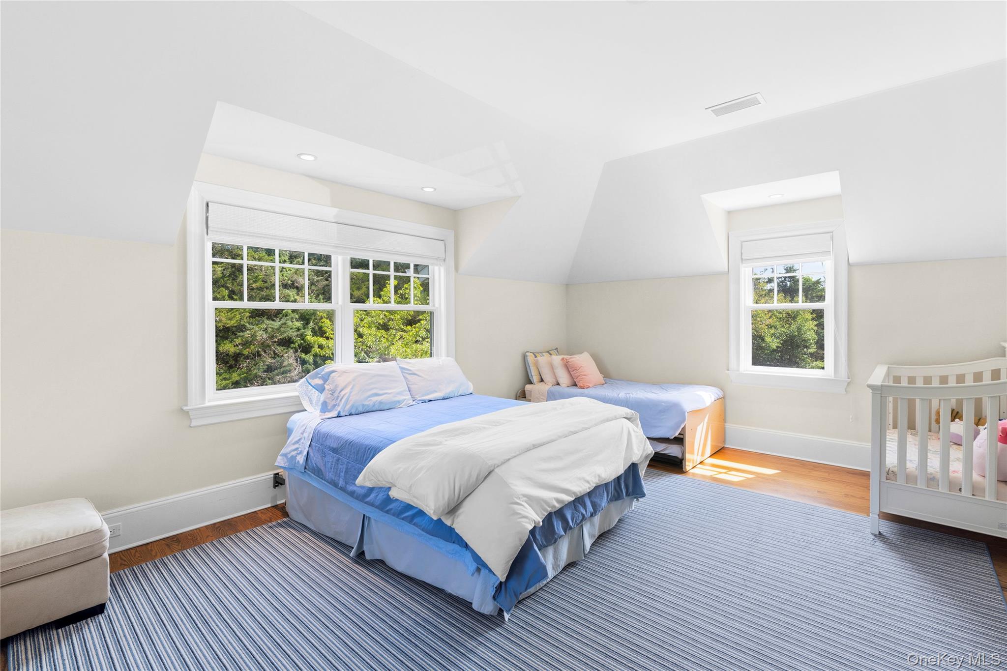 19 Jagger Lane – For Sale photo 16