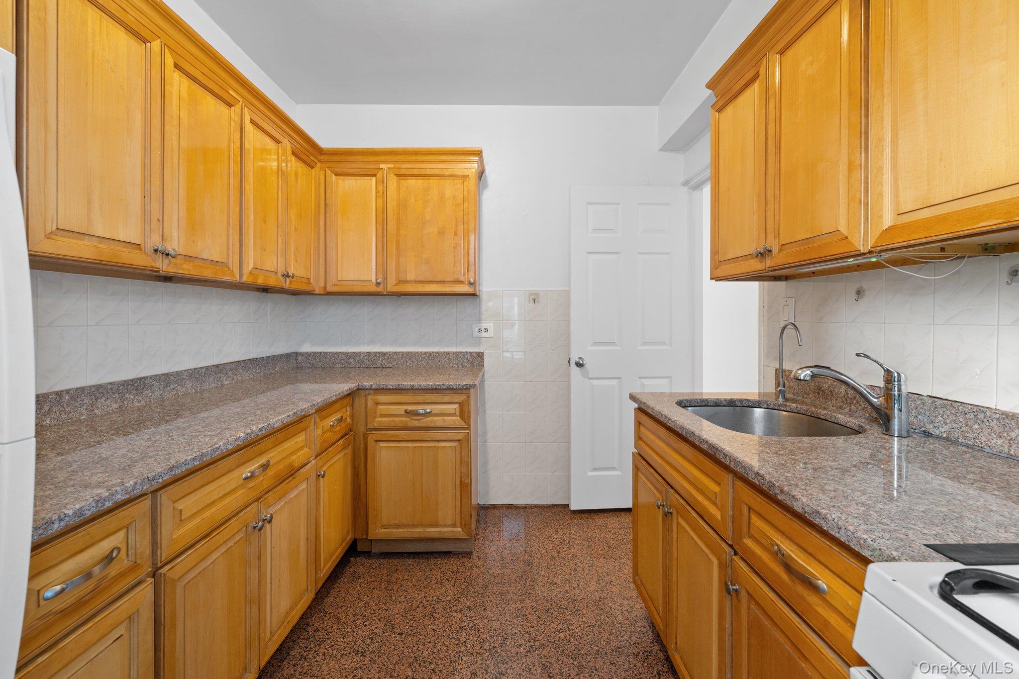 114-06 Queens Blvd, Unit D9 photo 4
