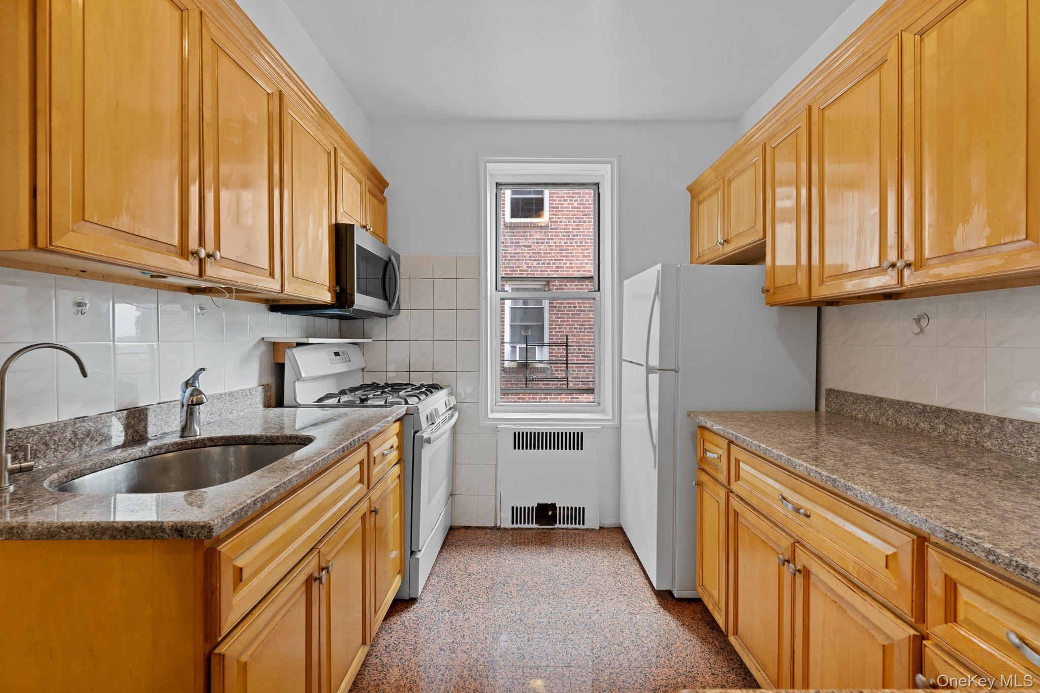 114-06 Queens Blvd, Unit D9 photo 3