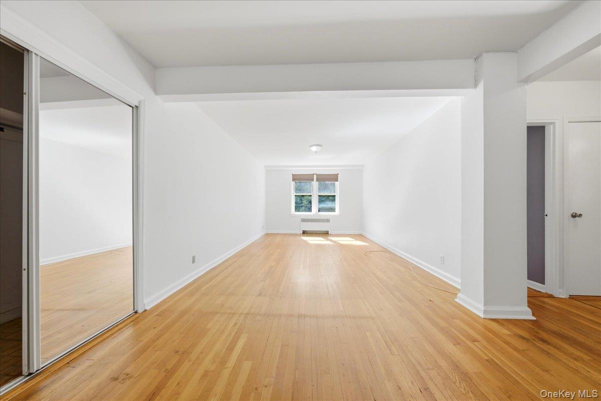 2080 Barnes Avenue, Unit 2D photo 3