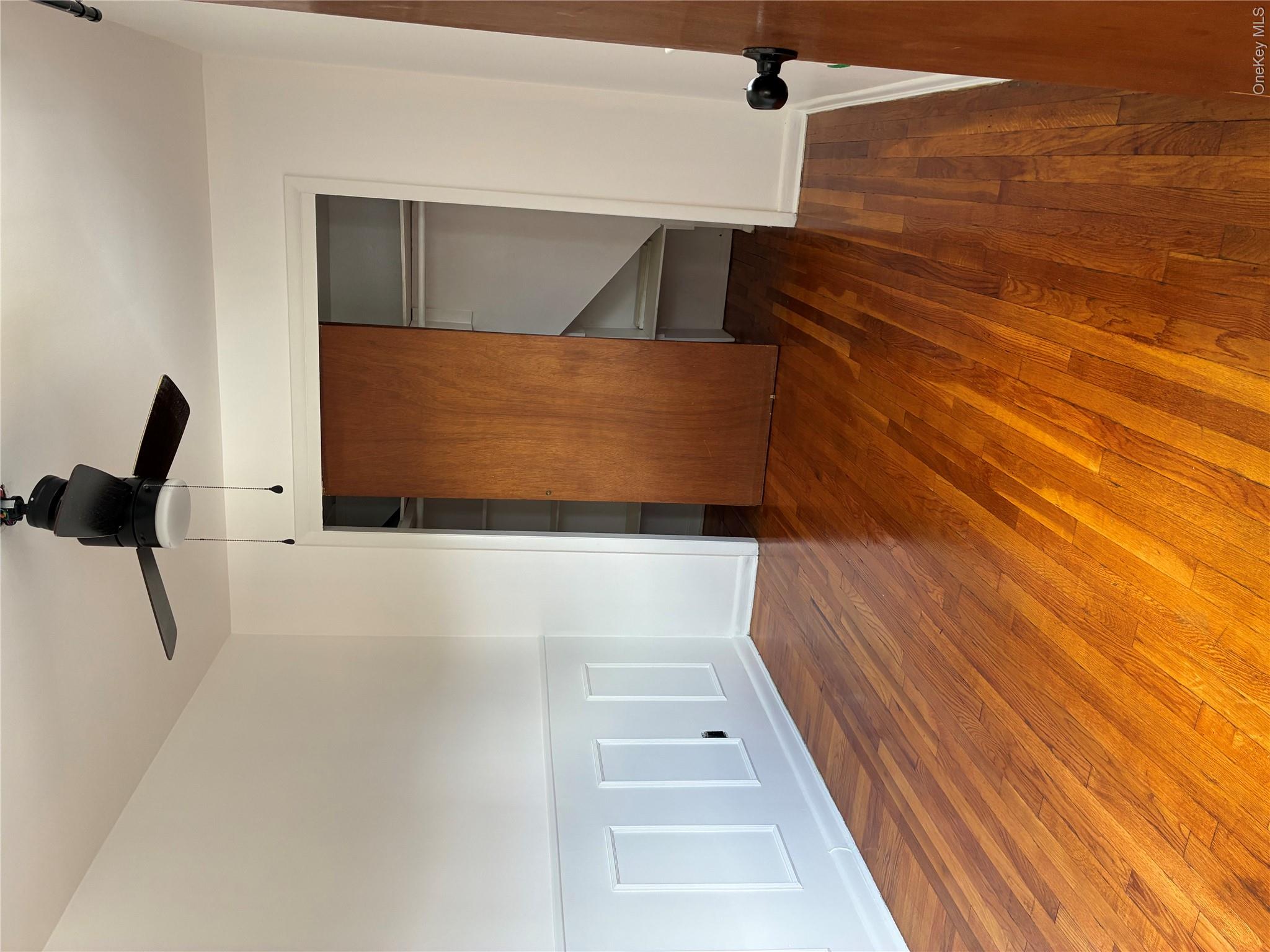 105 Wakefield Avenue, Unit 3 photo 8