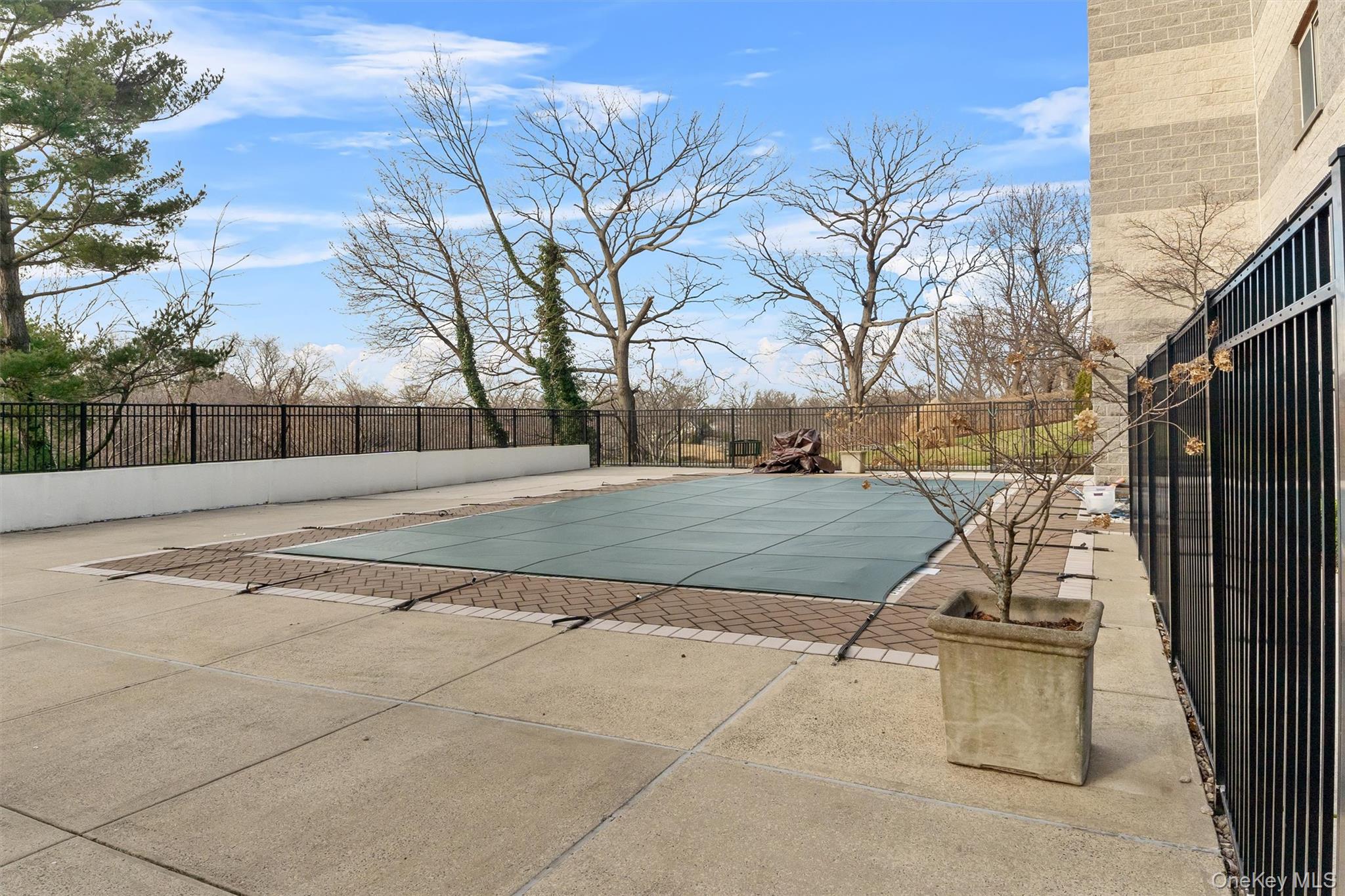 703 Pelham RD, Unit 301 photo 15