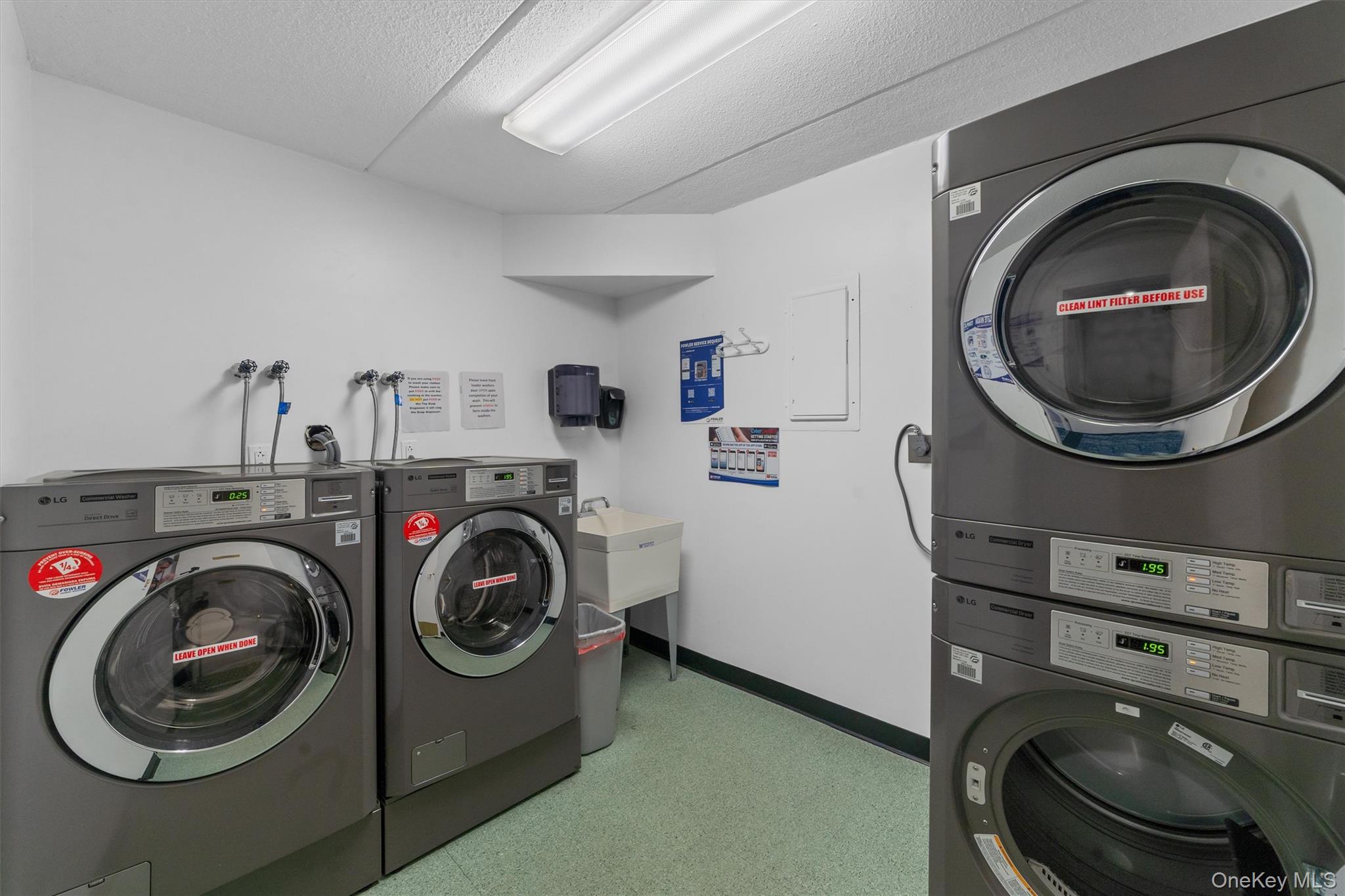 703 Pelham RD, Unit 301 photo 14