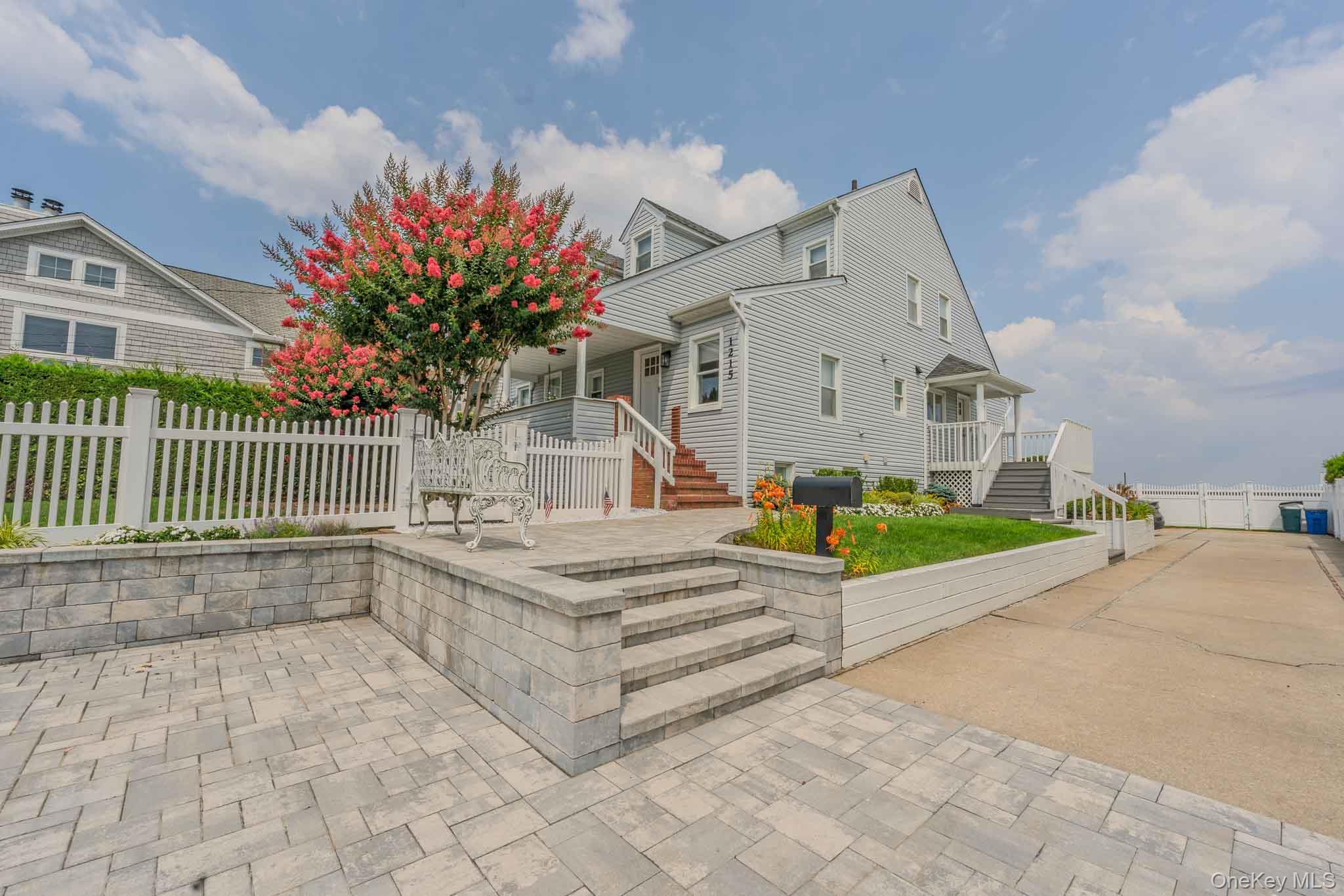 1215 W Park Avenue – For Rent photo 2