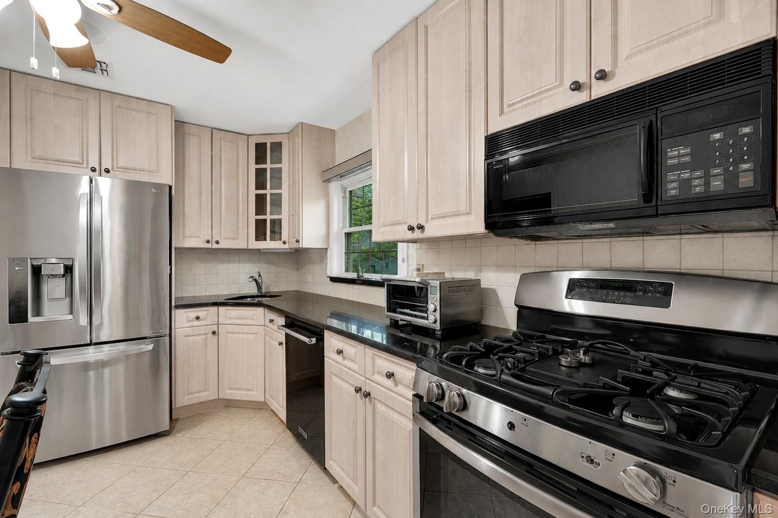 5 Cranberry Lane – For Sale photo 12