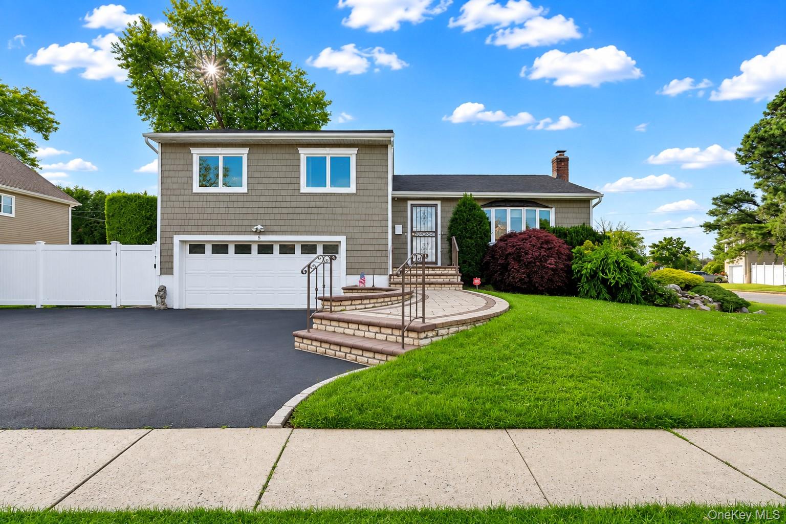 5 Cranberry Lane – For Sale photo 2