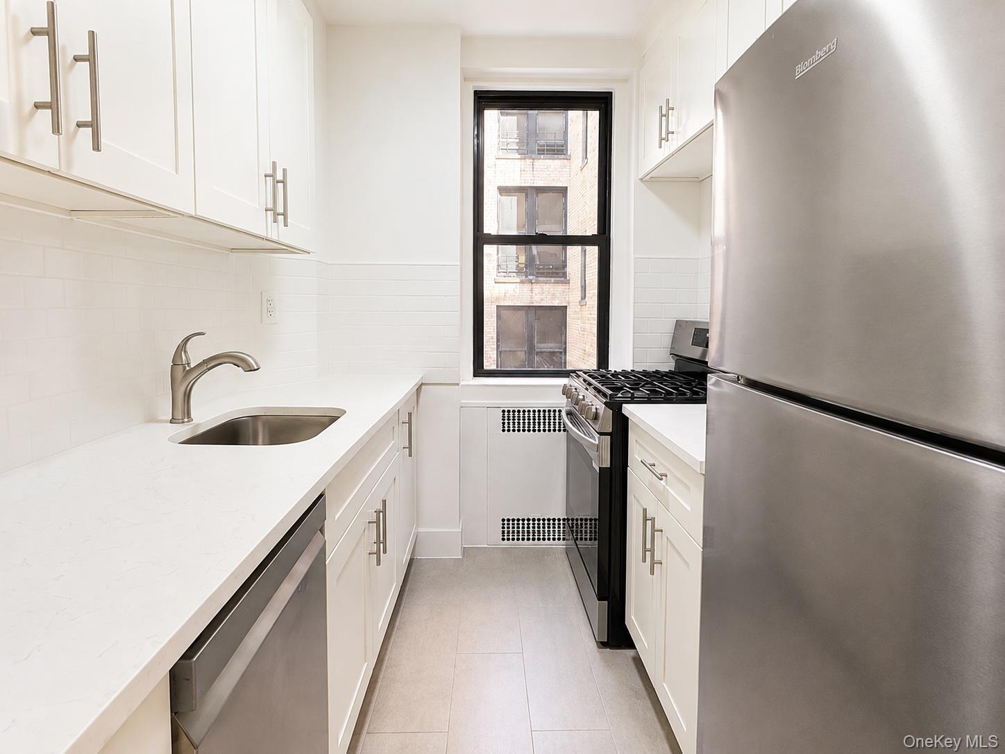 50 Lefferts Place, Unit 2M photo 3