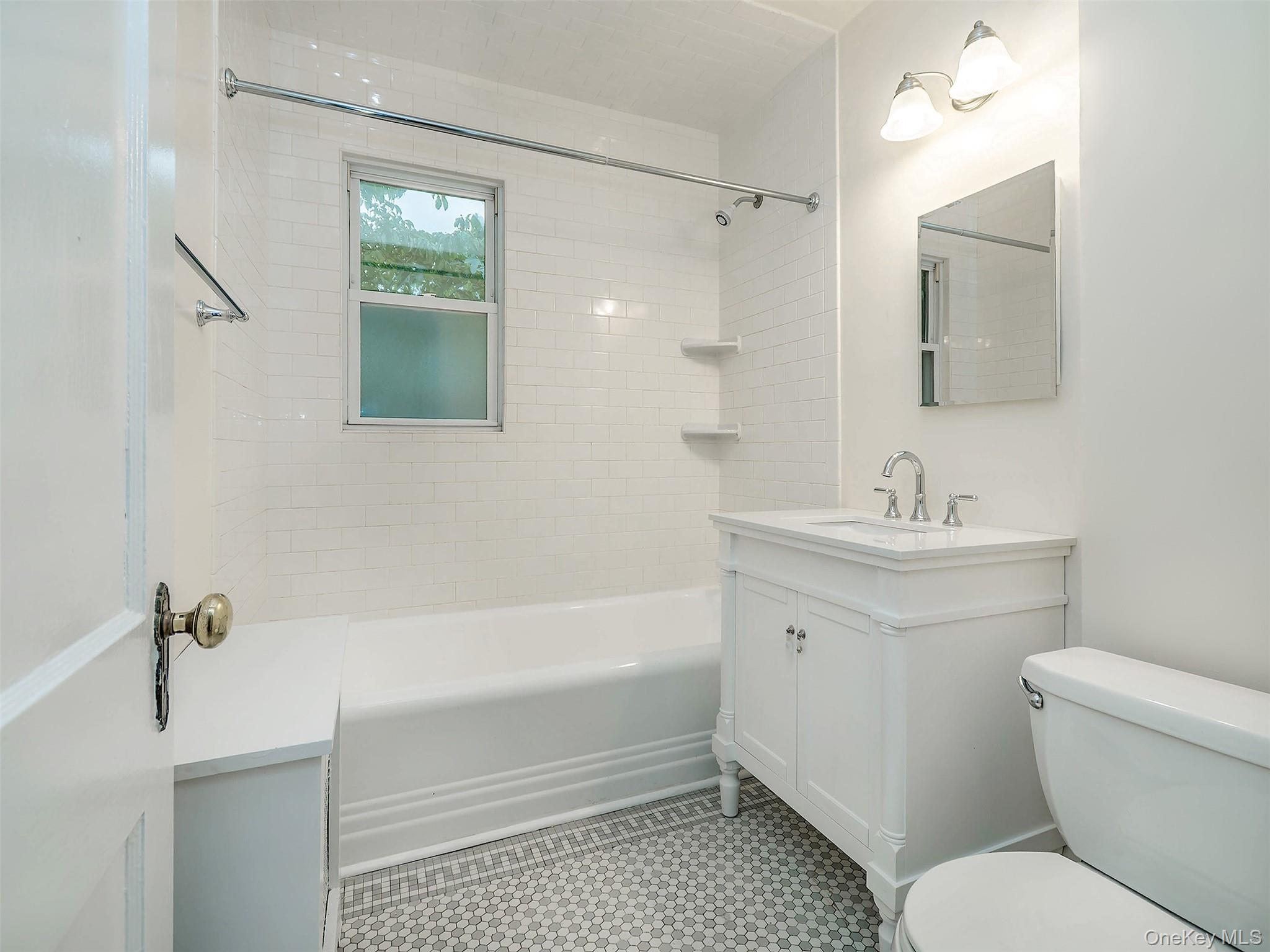 5 Titus Road, Unit 2 photo 14