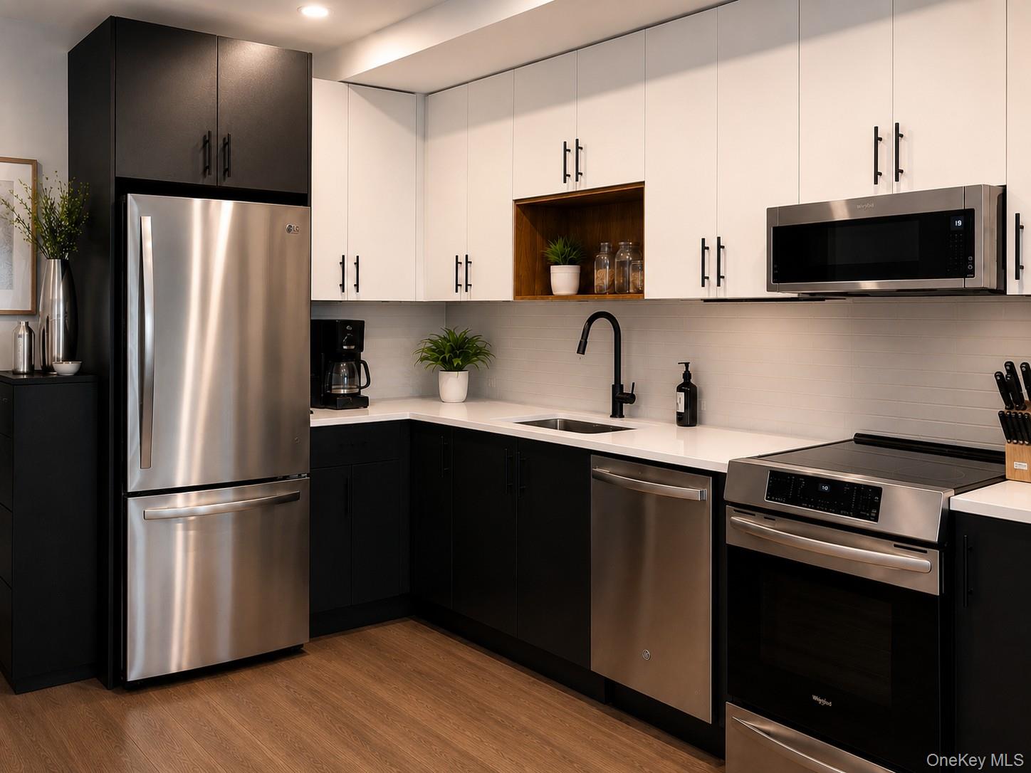 511 Evergreen Avenue, Unit 2D