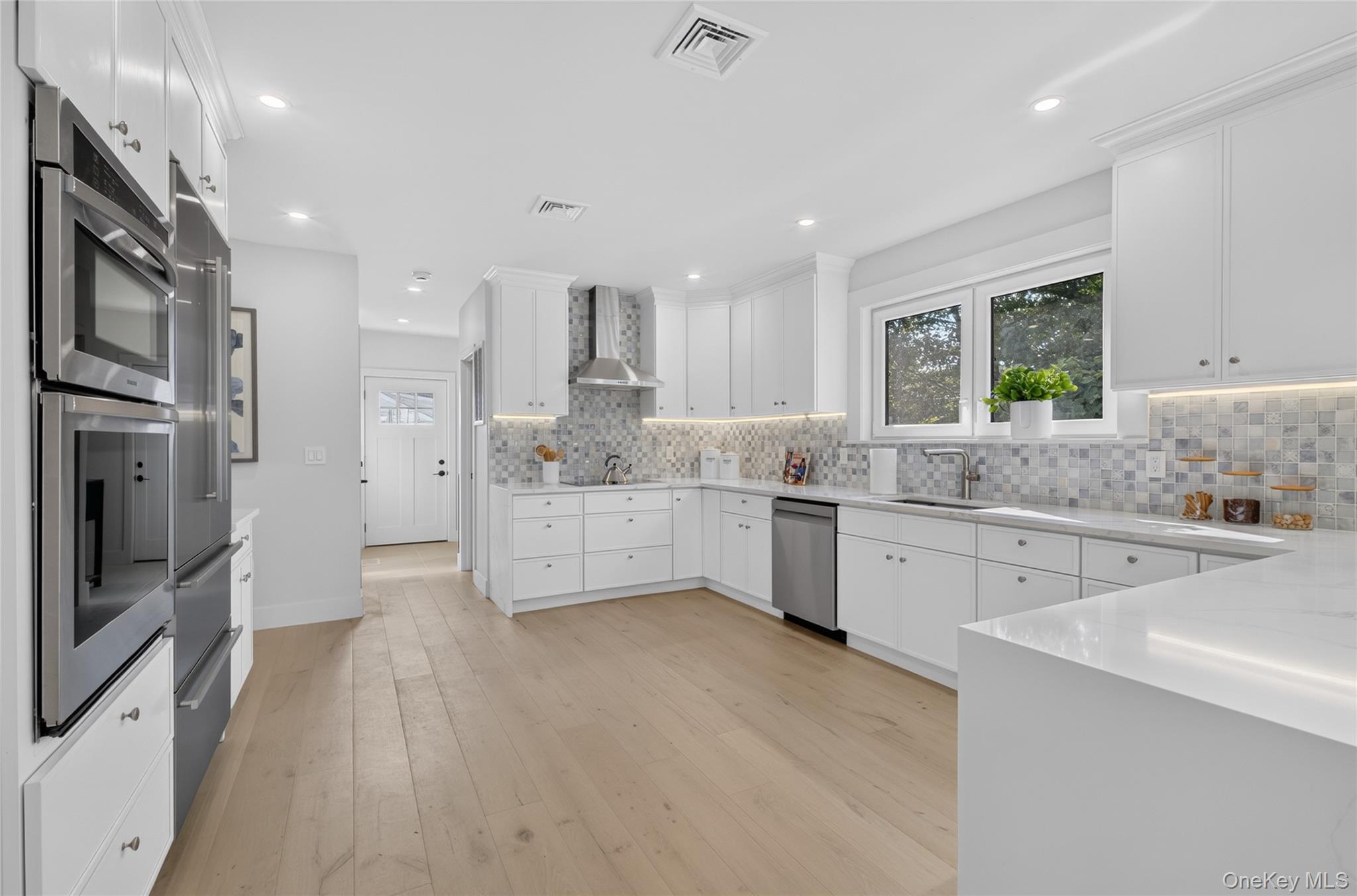 2 Lee Place – For Sale photo 14