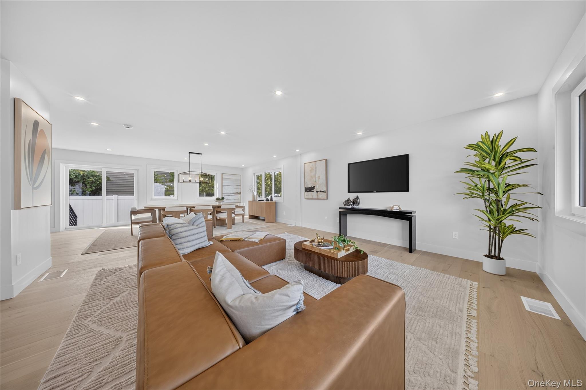 2 Lee Place – For Sale photo 4