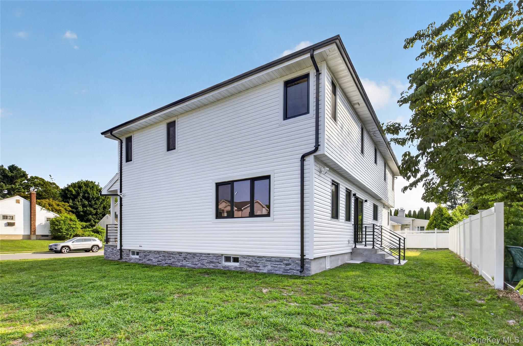 2 Lee Place – For Sale photo 35