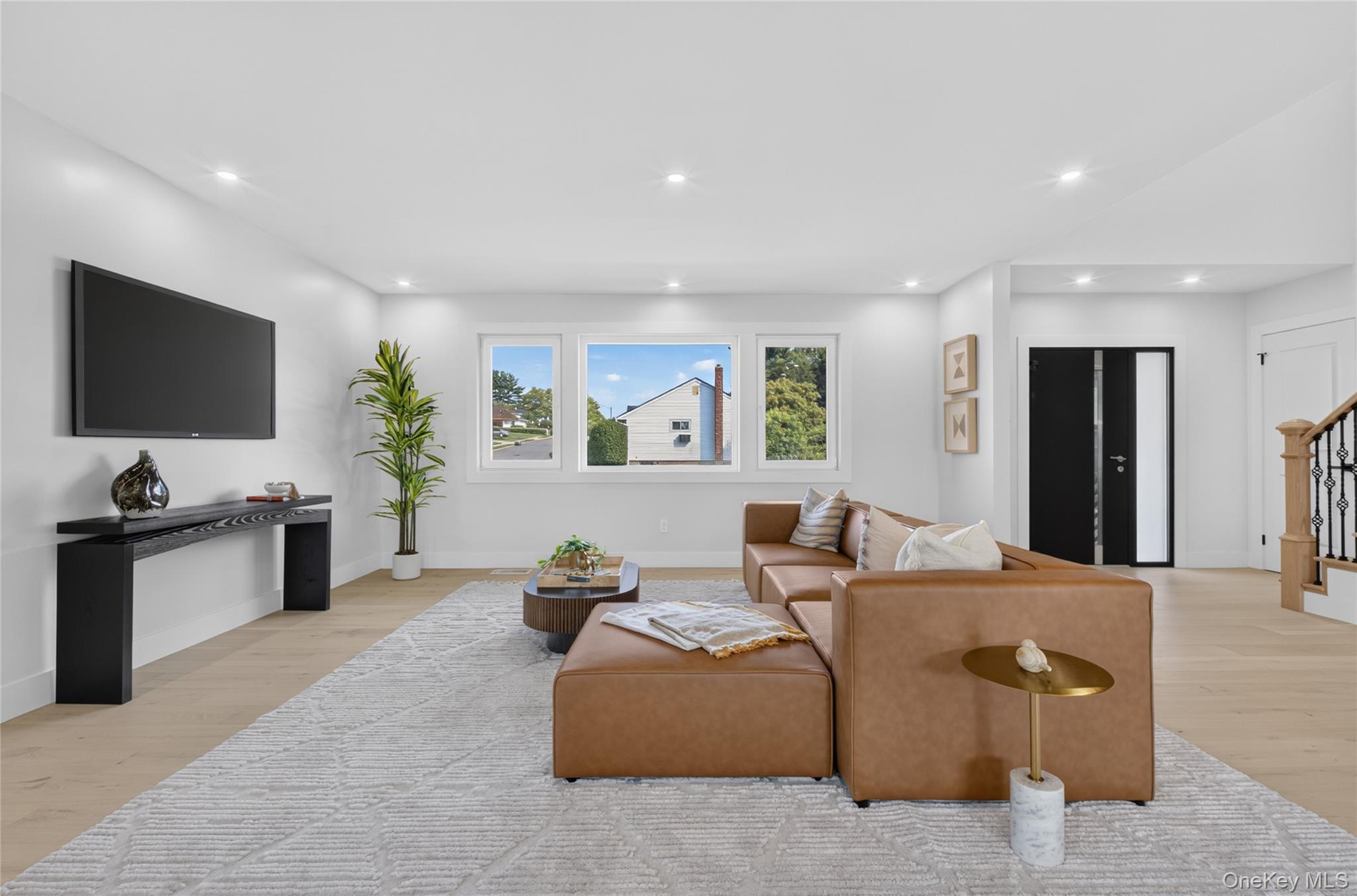 2 Lee Place – For Sale photo 8