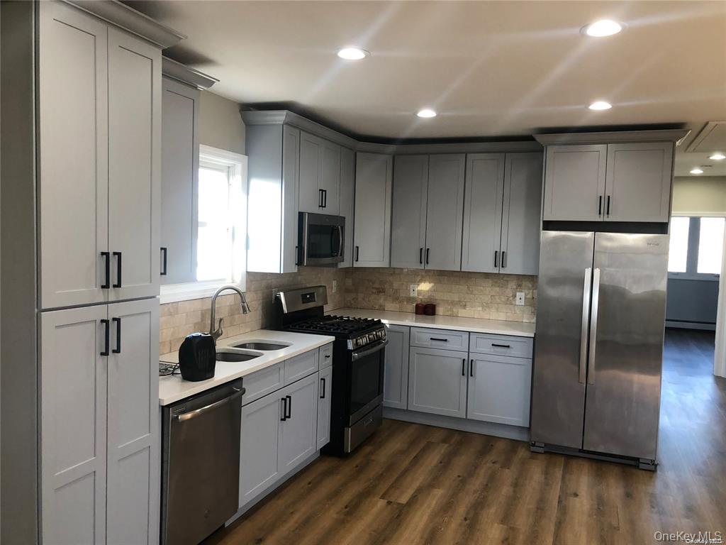 281 Dogwood Avenue, Unit 2 photo 3