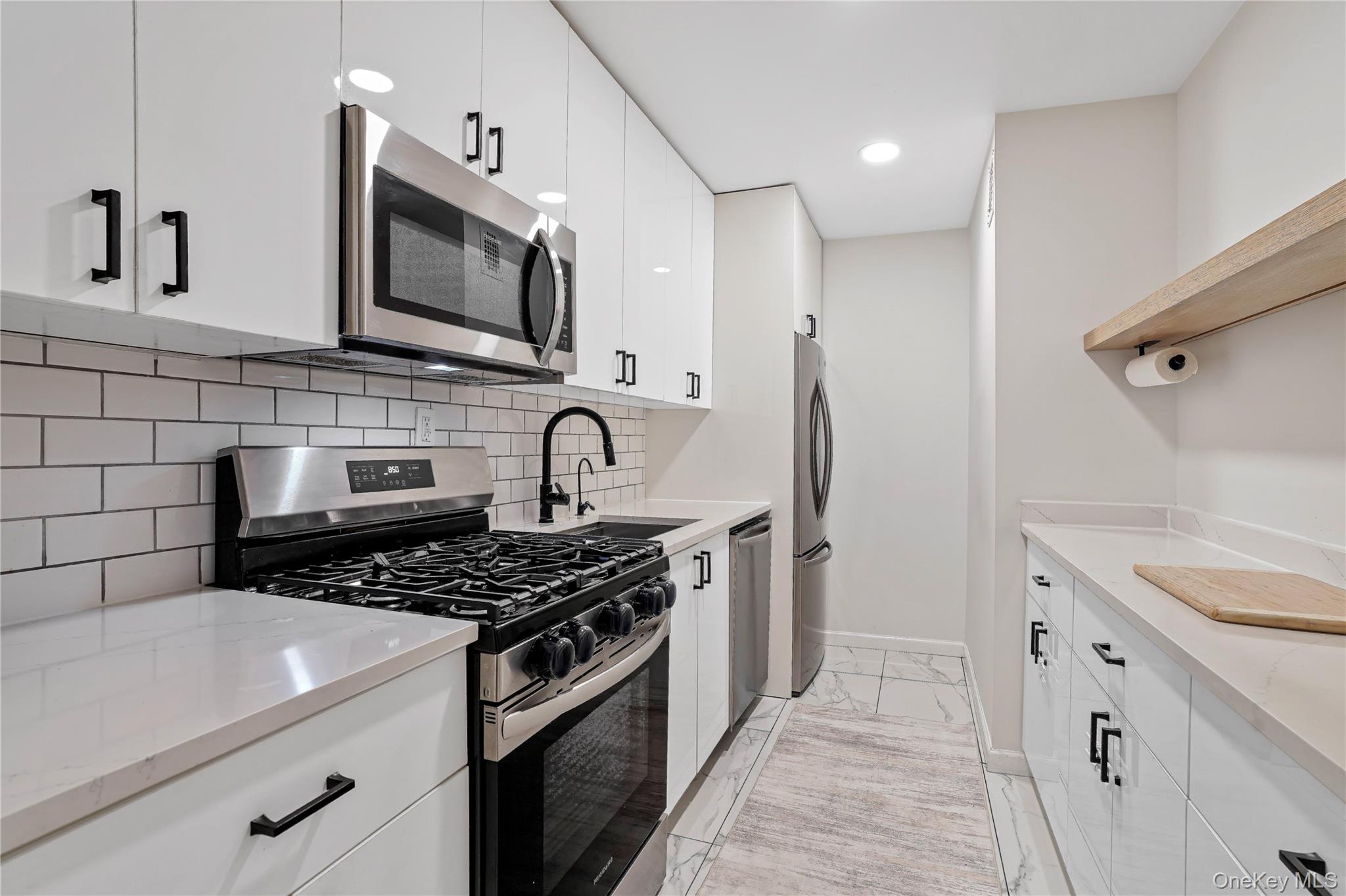 151-25 88th Street, Unit 4E photo 2