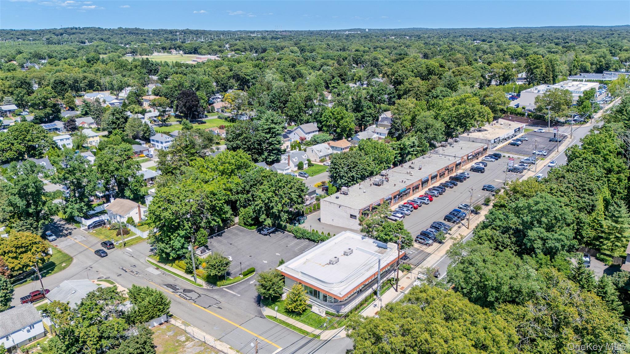 607 W Jericho Turnpike – For Rent photo 16