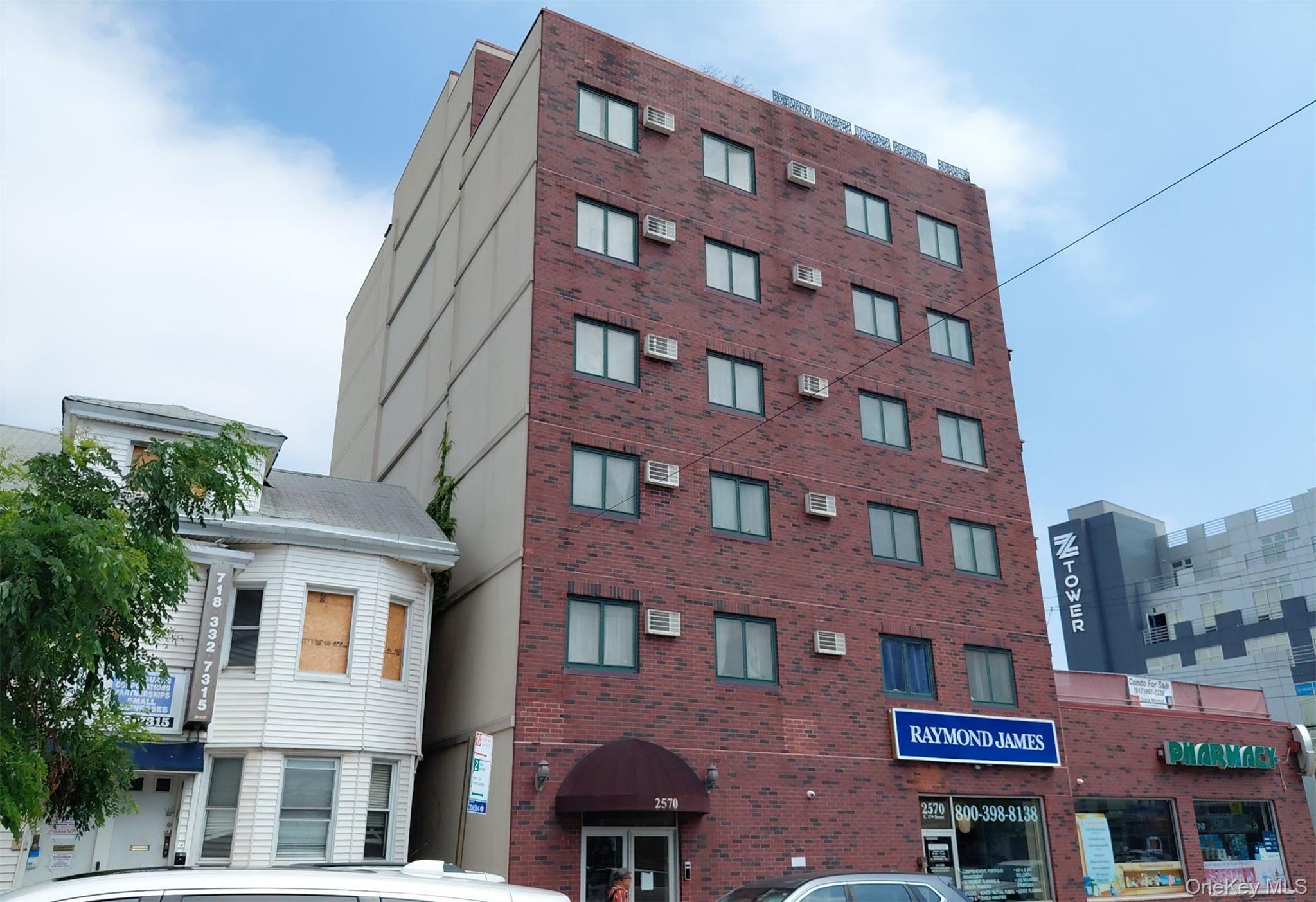2570 E 17th Street, Unit 5C photo 3