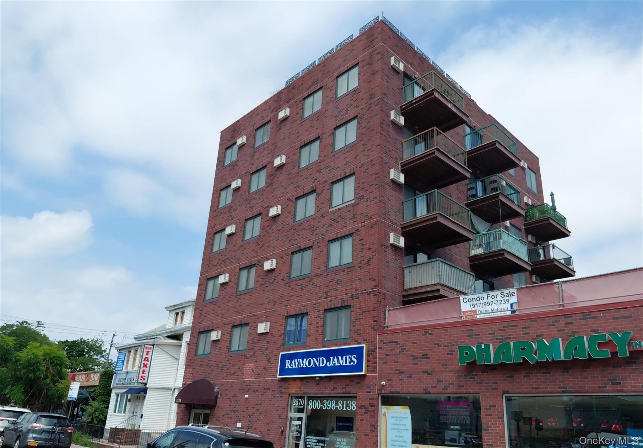 2570 E 17th Street, Unit 5C