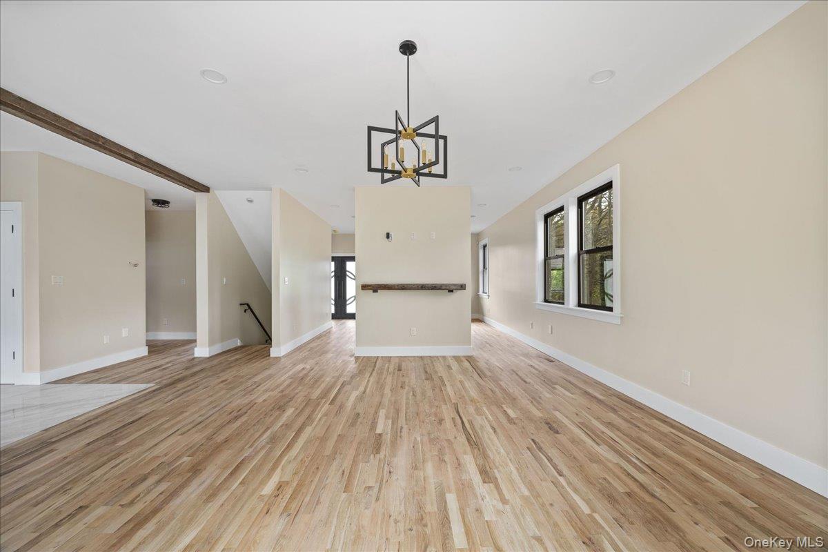 631 N Broadway – For Sale photo 7