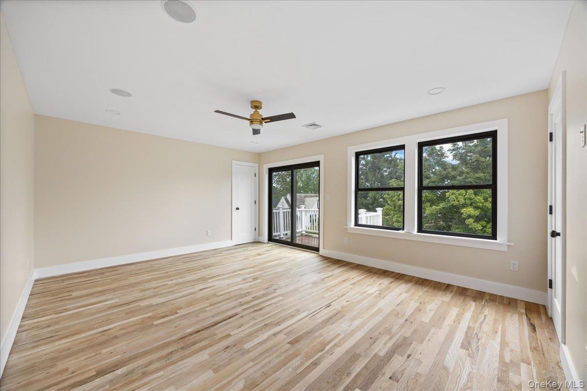 631 N Broadway – For Sale photo 24