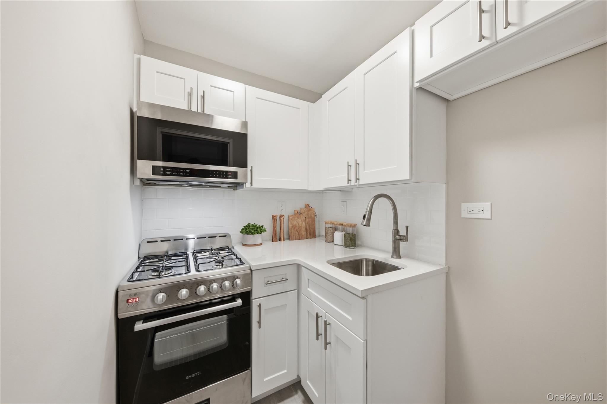 310 E 70th Street, Unit 5C photo 12