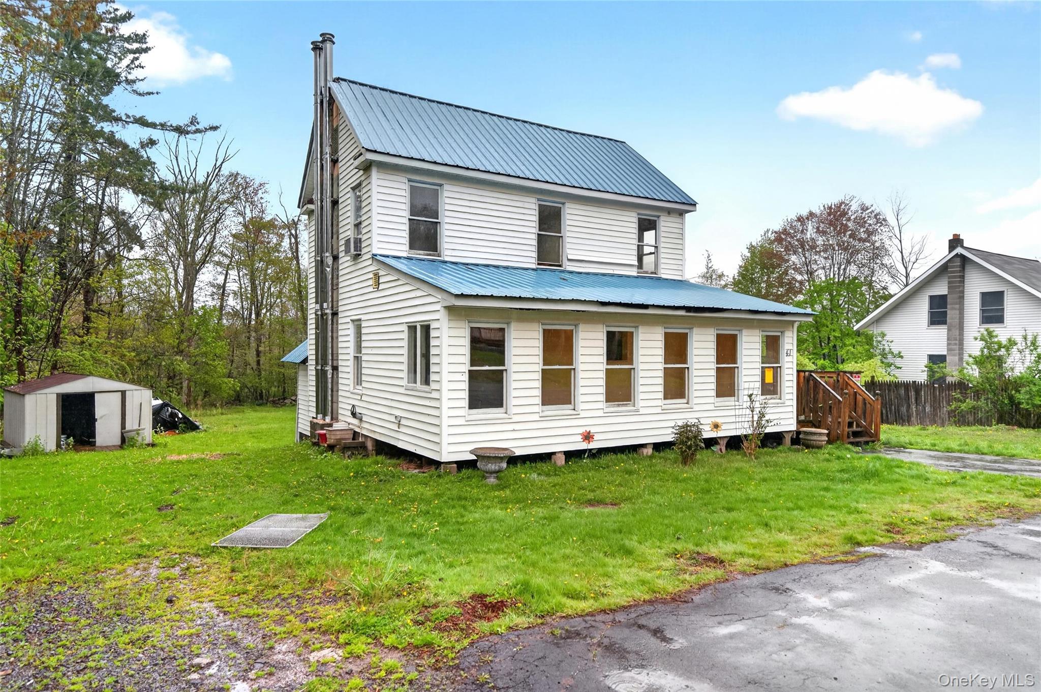 41 Rock Ridge Avenue – For Rent photo 2