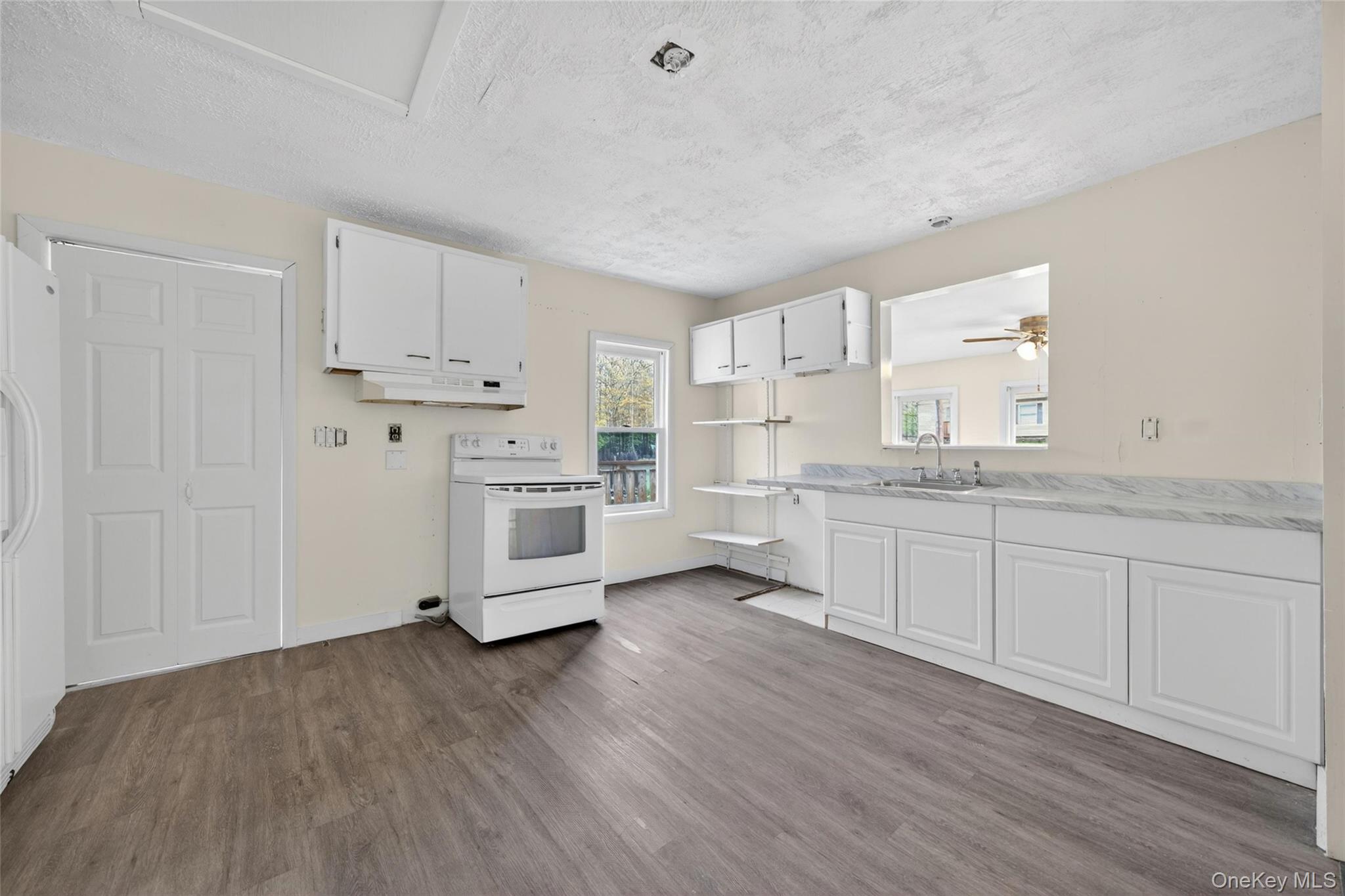 41 Rock Ridge Avenue – For Rent photo 10