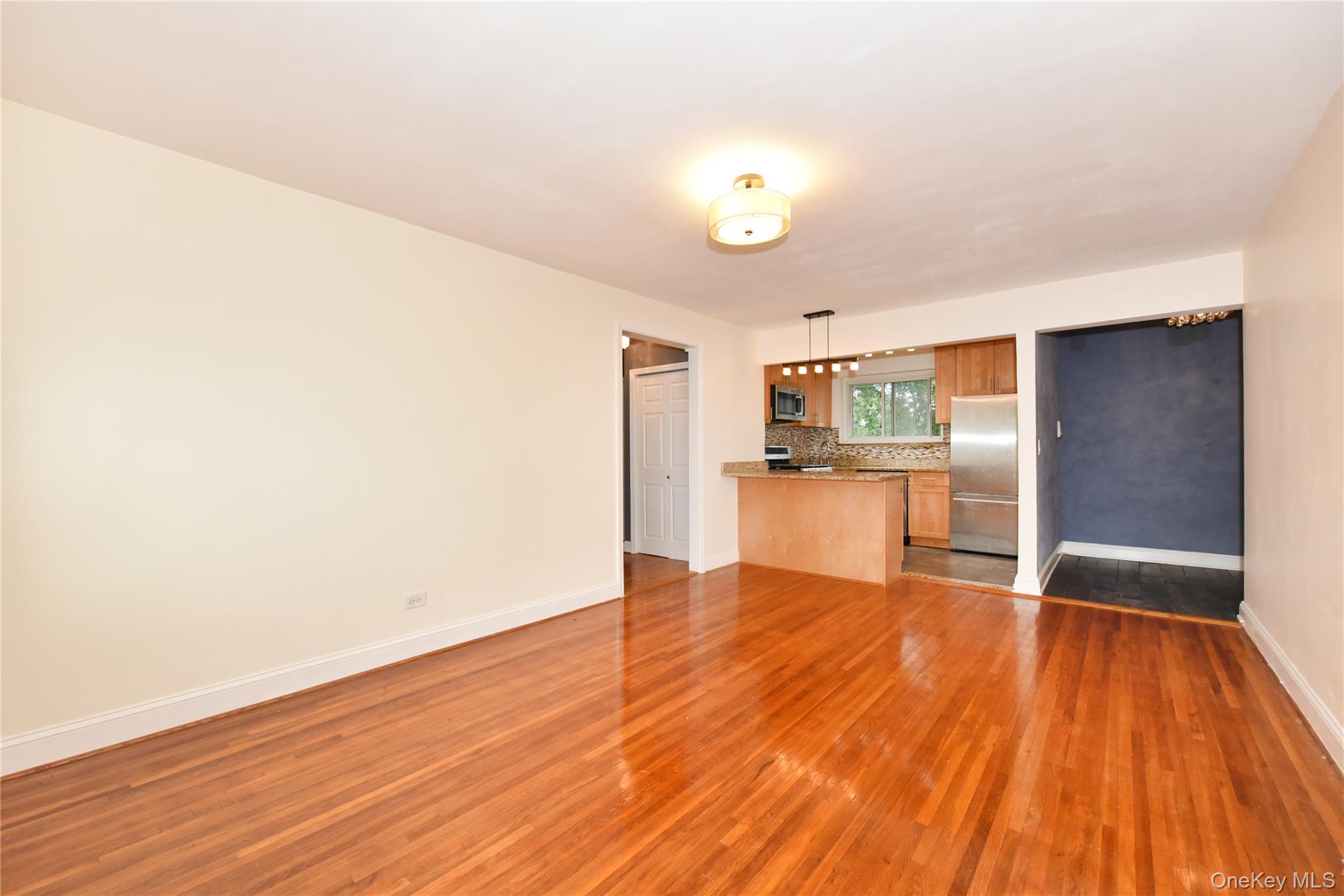 111-05 66th Avenue, Unit 2A photo 6