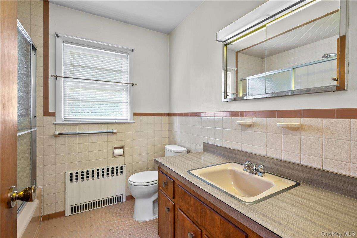 412 Hinman Place – For Sale photo 17