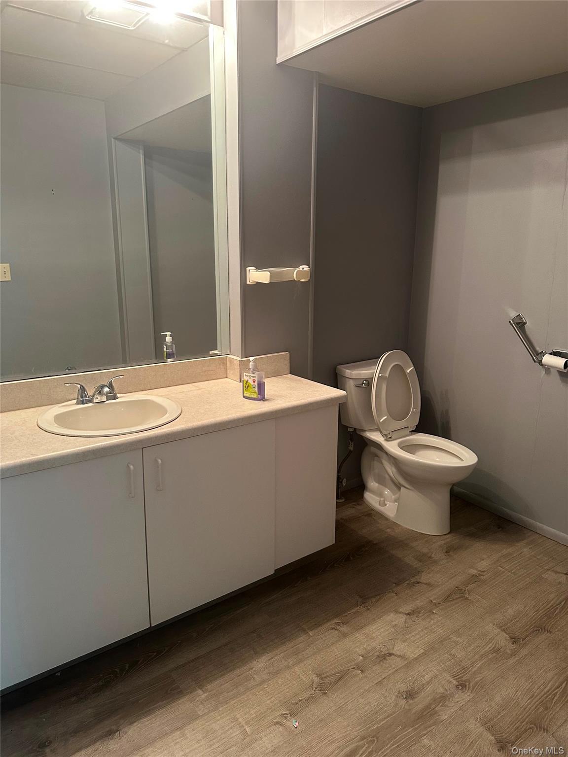 15 E Main Street – For Rent photo 7