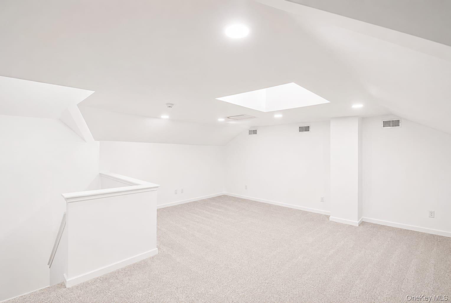 226 Westside Avenue, Unit B photo 8