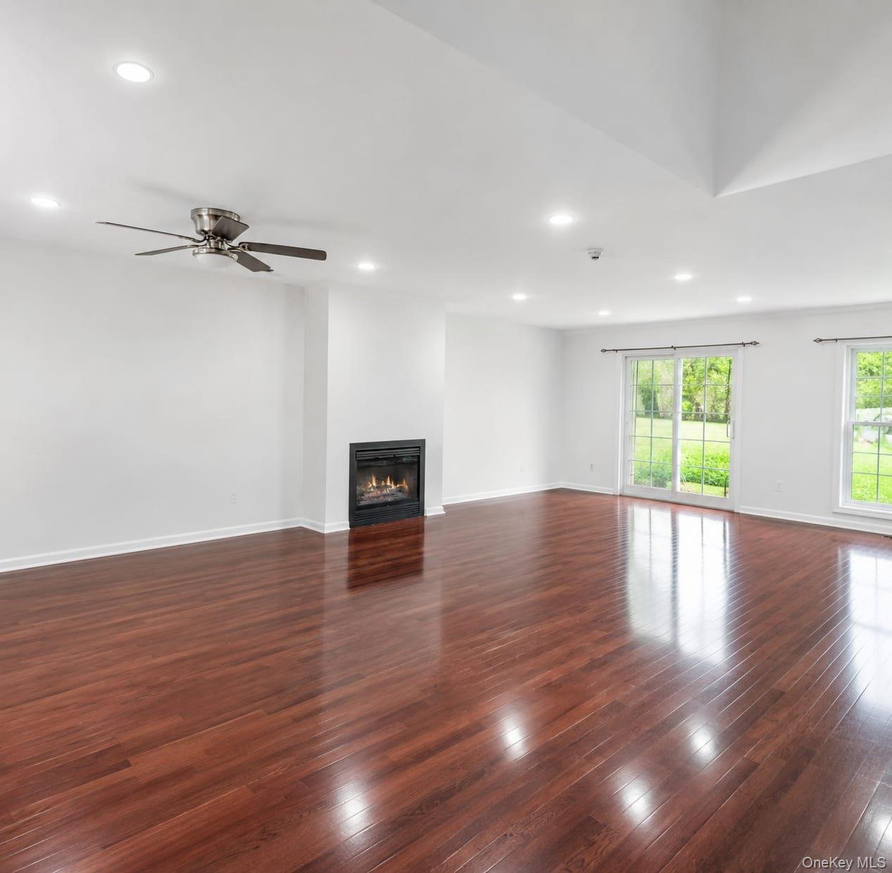 226 Westside Avenue, Unit B photo 5