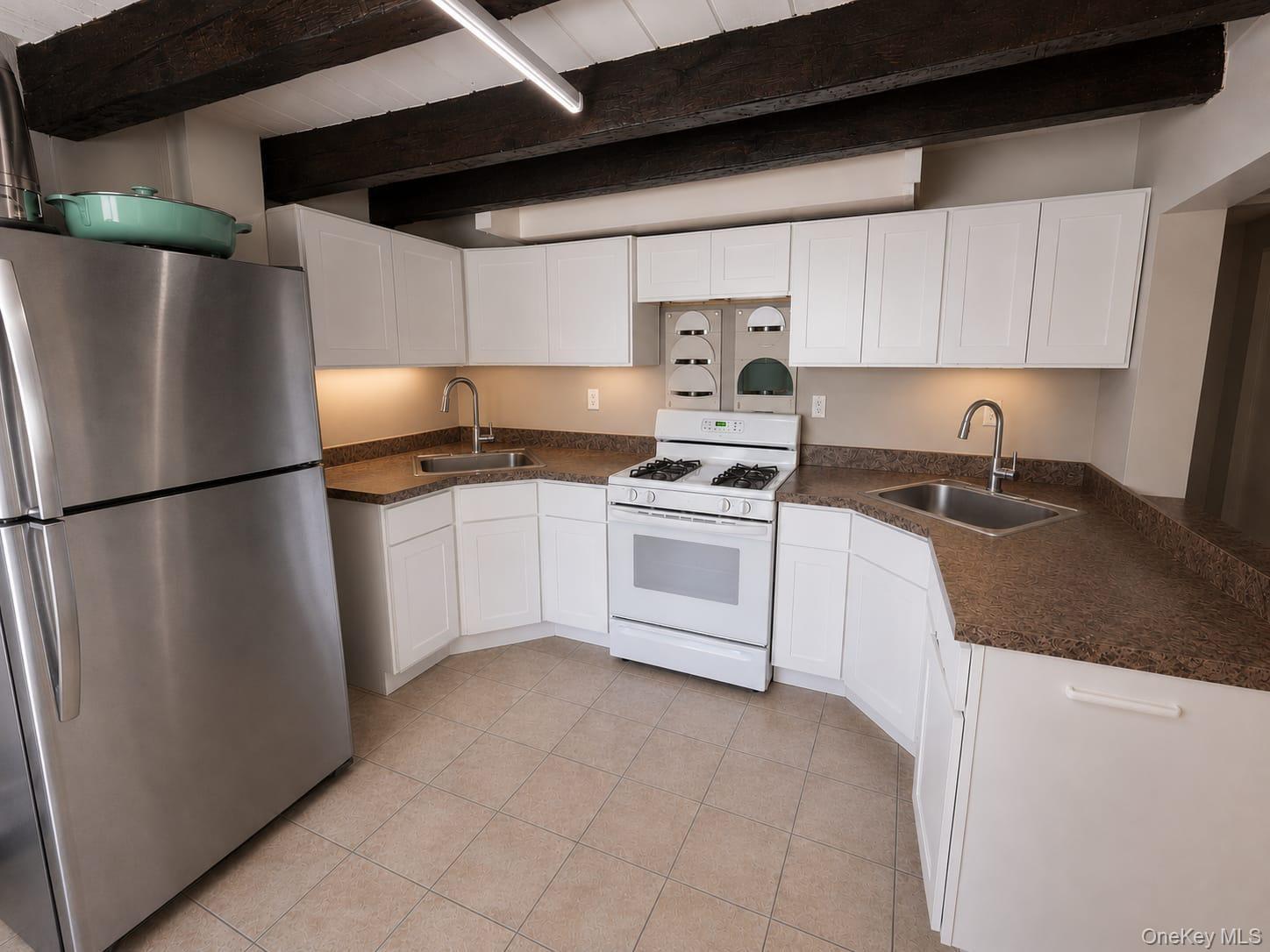 1 Klingher Court – For Sale photo 7