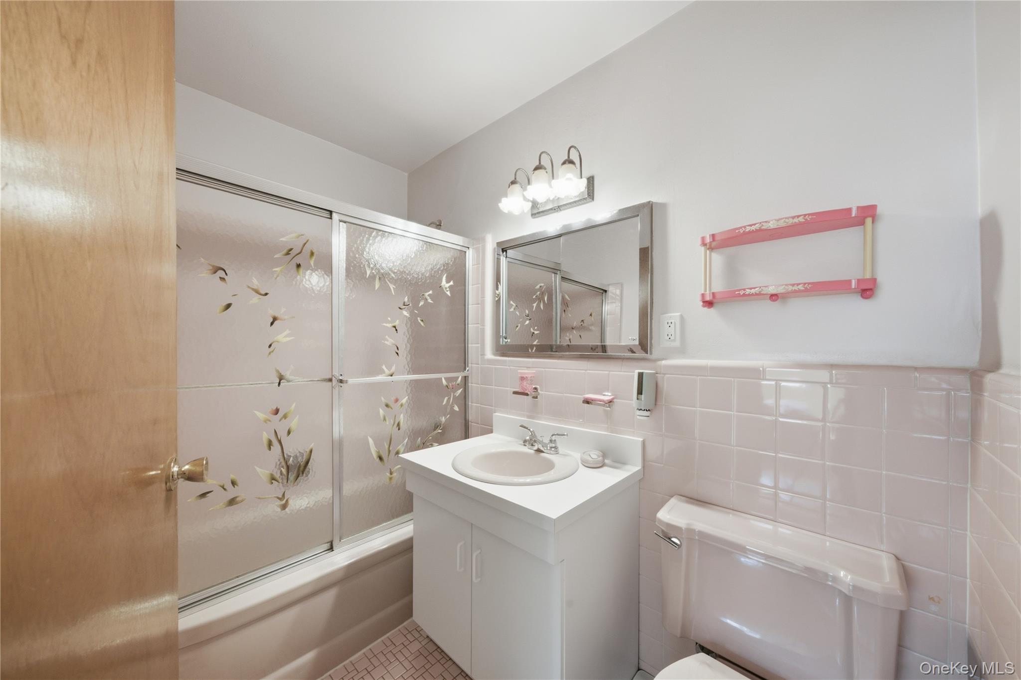 6669 73rd Place – For Sale photo 13